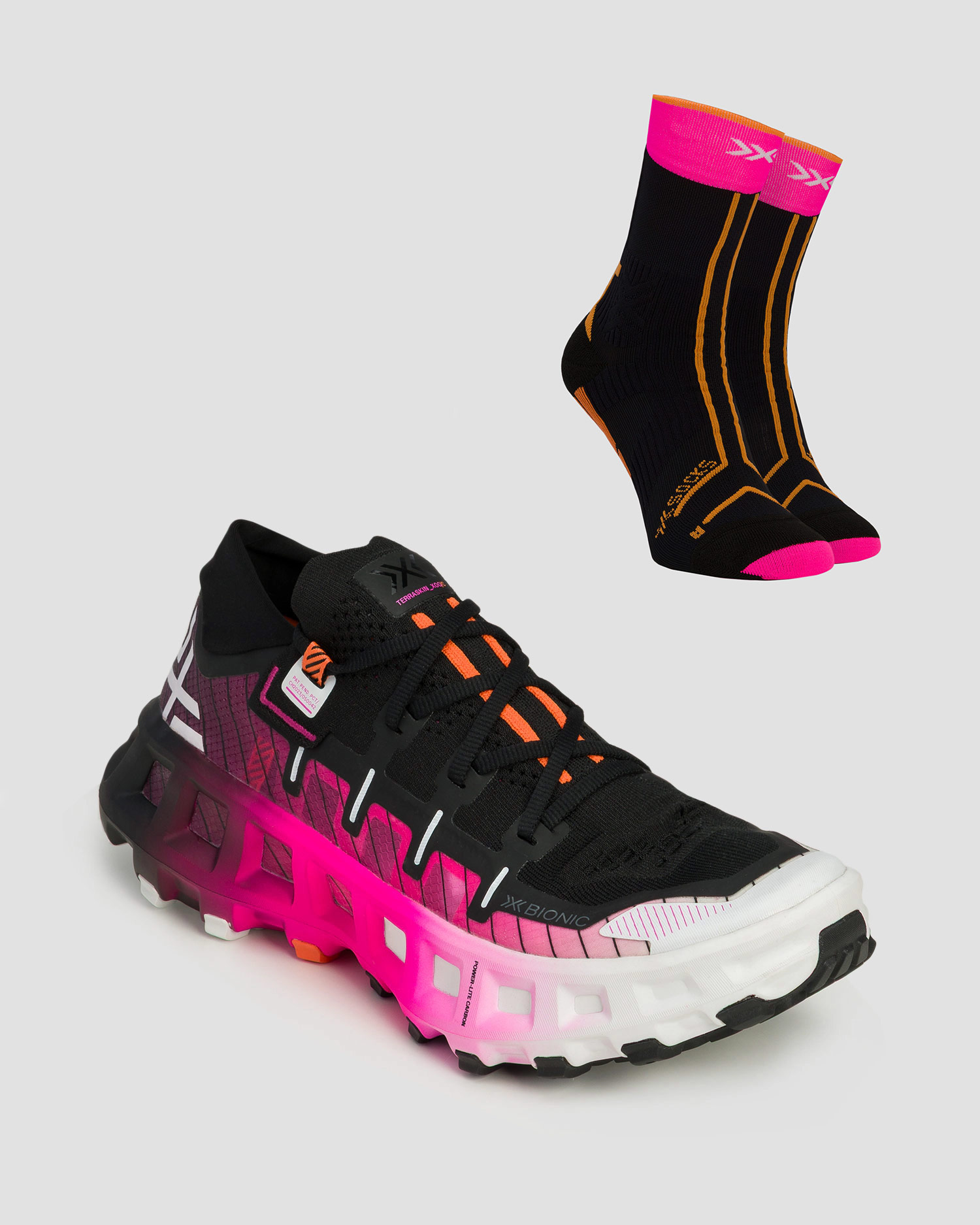 X-Bionic Terraskin X00/C Unisex Trailrunning-Schuhe +  technische Socken