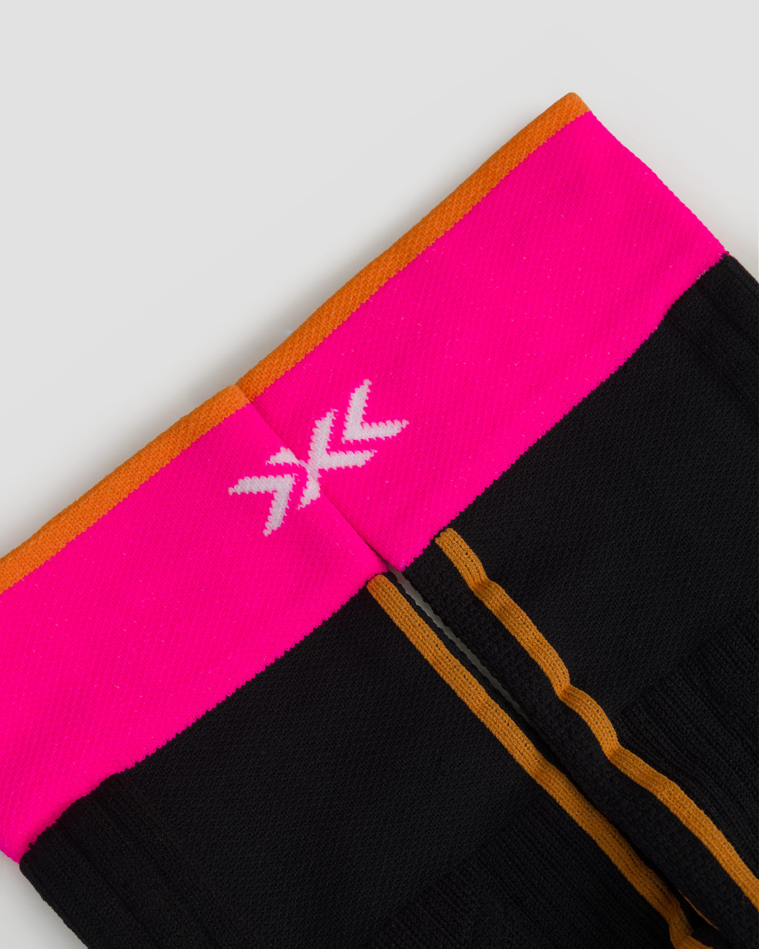 Scarpe da corsa trail unisex X-Bionic Terraskin X00/C nero-rosa-bianco + calzini tecnici