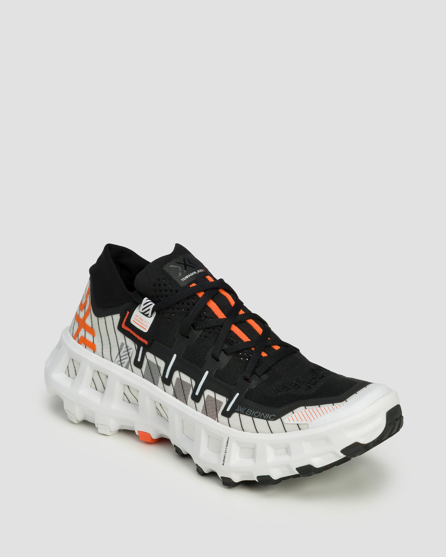 Buty biegowe trailowe unisex X-Bionic Terraskin X00/C czarno-białe