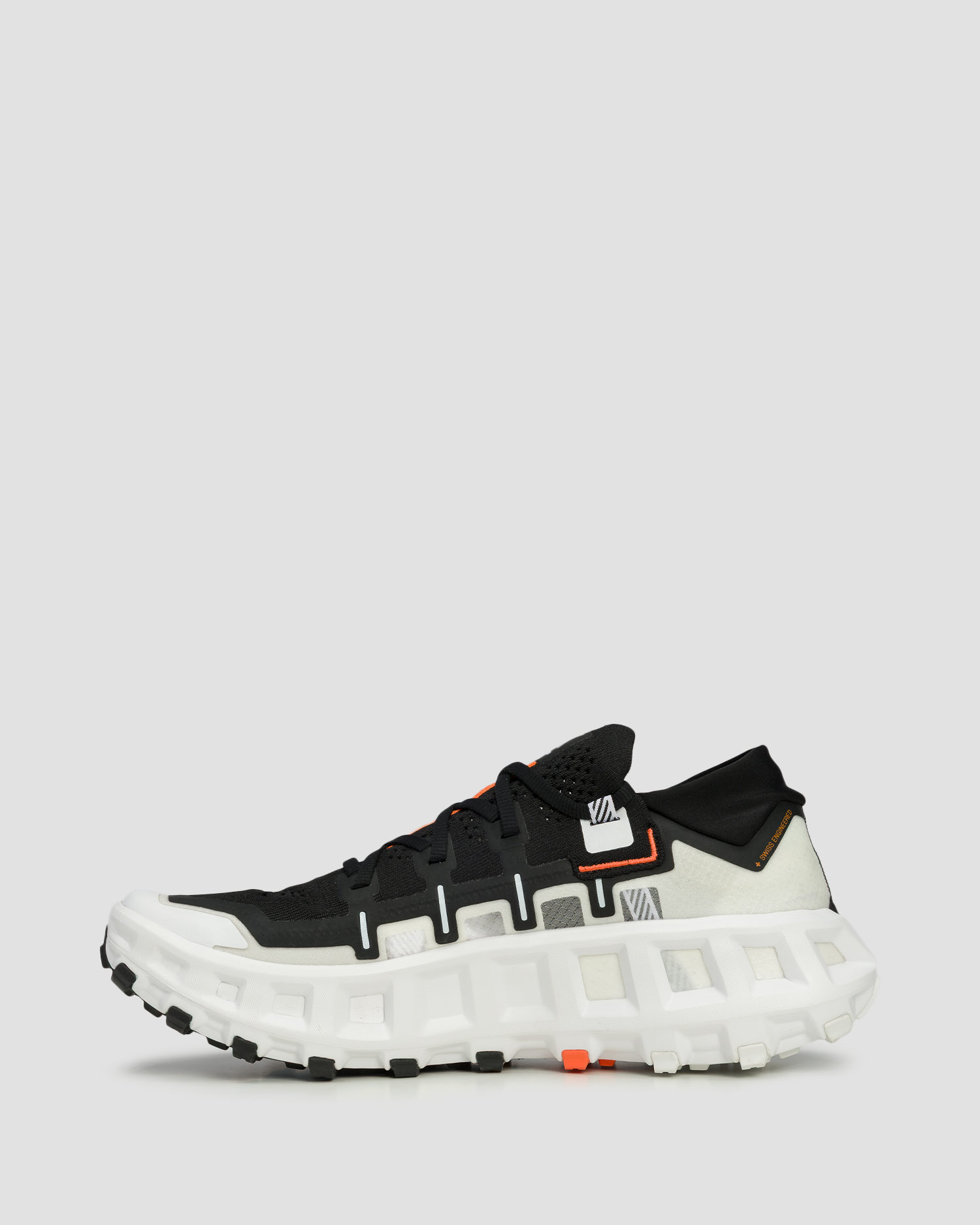 Scarpe da corsa trail unisex X-Bionic Terraskin X01 nero-bianco + calzini tecnici