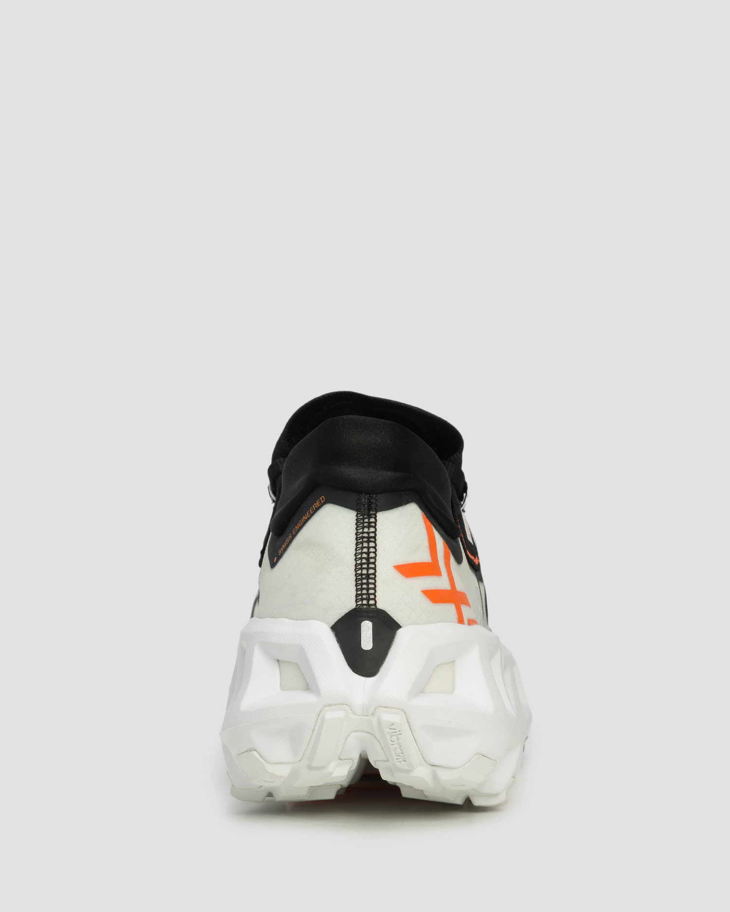 Scarpe da corsa trail unisex X-Bionic Terraskin X01 nero-bianco + calzini tecnici