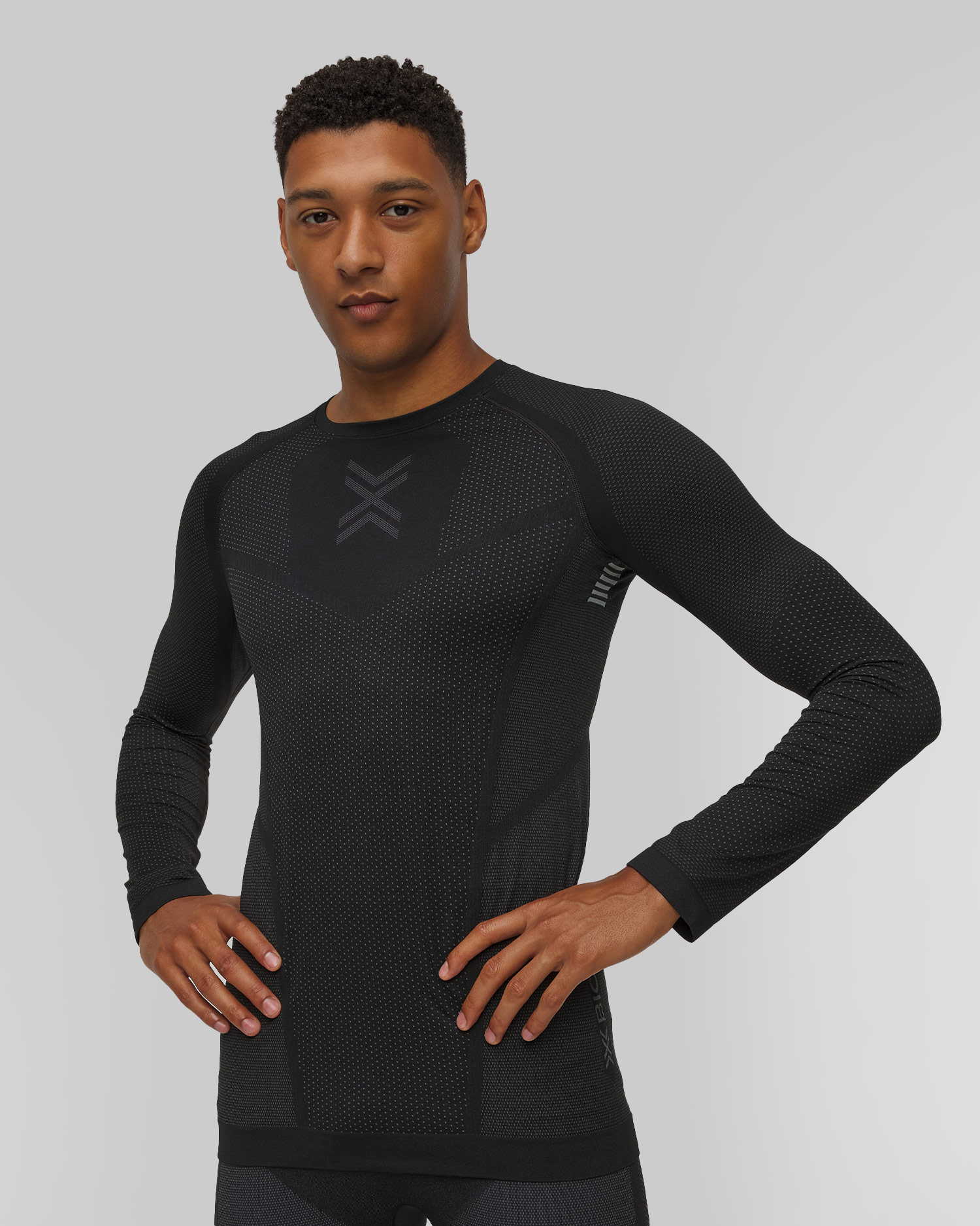 Pánský běžecký longsleeve X-Bionic Xceed Run Shirt LS v Šedočerné Barvě