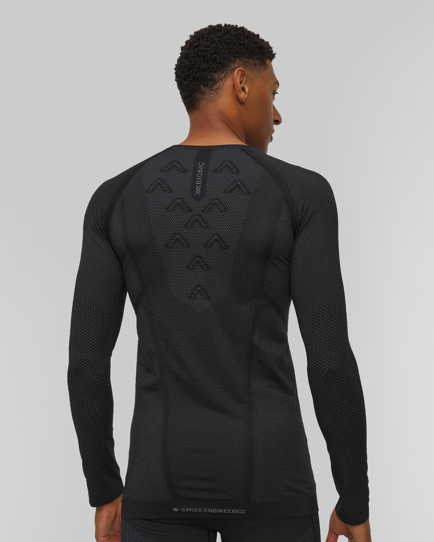 Longsleeve biegowy męski X-Bionic Xceed Run Shirt LS czarno-szary