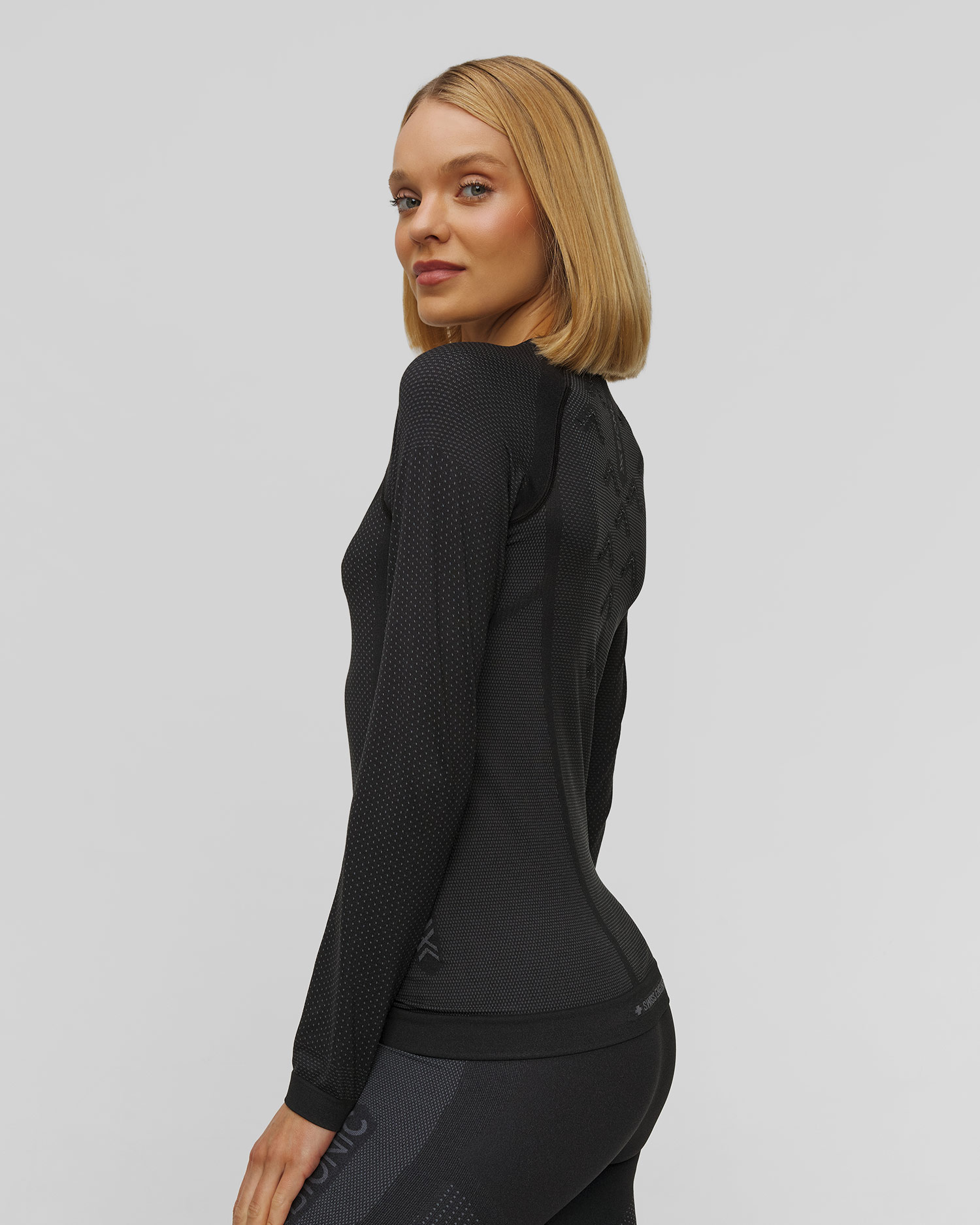 Longsleeve biegowy damski X-Bionic Xceed Run Shirt LS czarno-szary