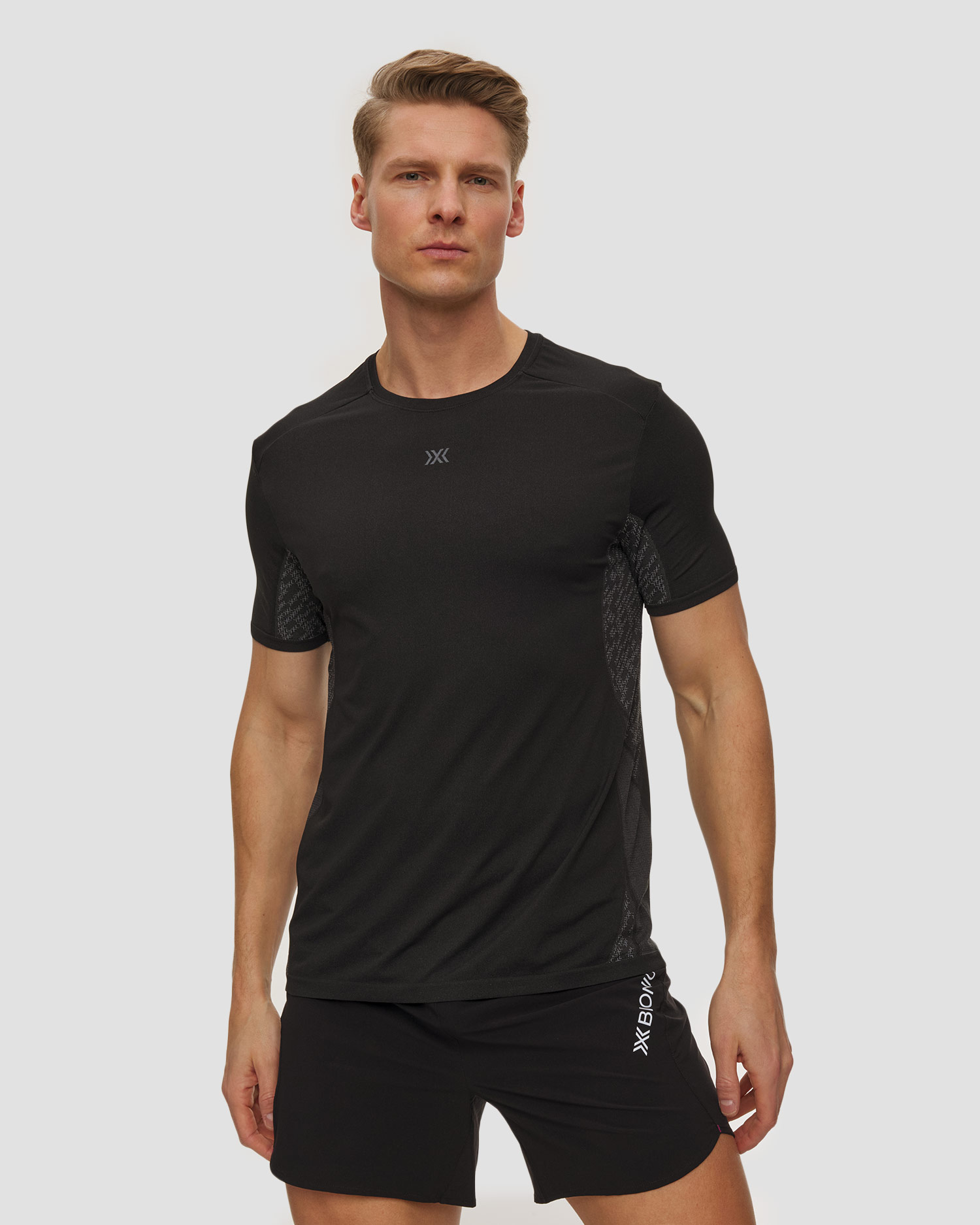 Maglietta da corsa da uomo X-Bionic Xceed Run Discover Shirt nera, Colore/Disegno: Czarny
