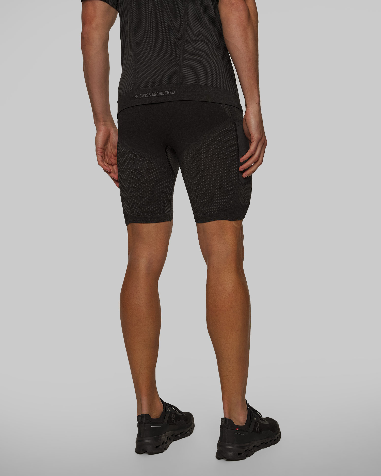 Pantaloni scurți de alergare pentru bărbați X-Bionic Xceed Run Short Tights negru-gri
