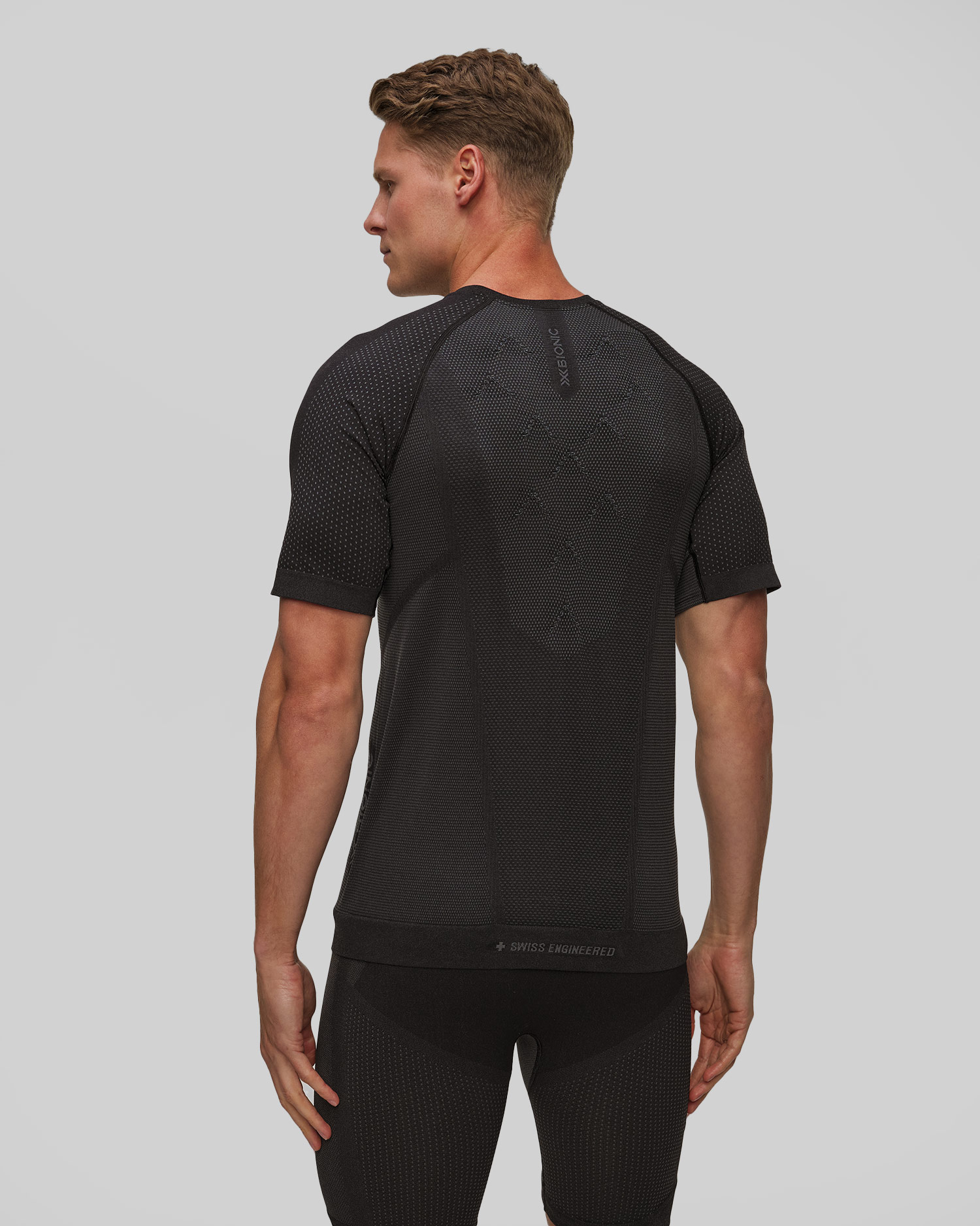 Tricou de alergare pentru bărbați X-Bionic Xceed Run Shirt negru-gri