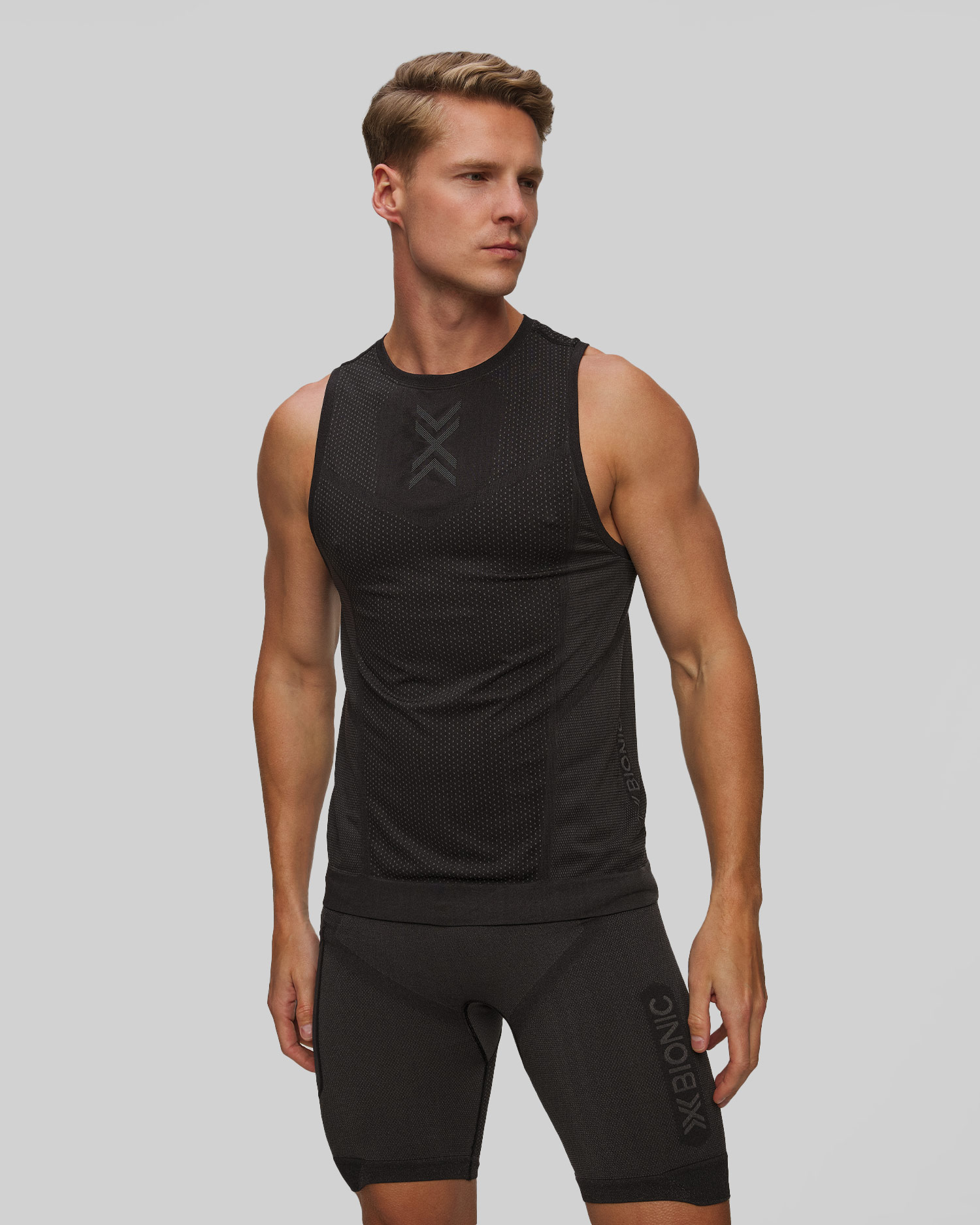 Canottiera da corsa da uomo X-Bionic Xceed Run Tank Top nero-grigio