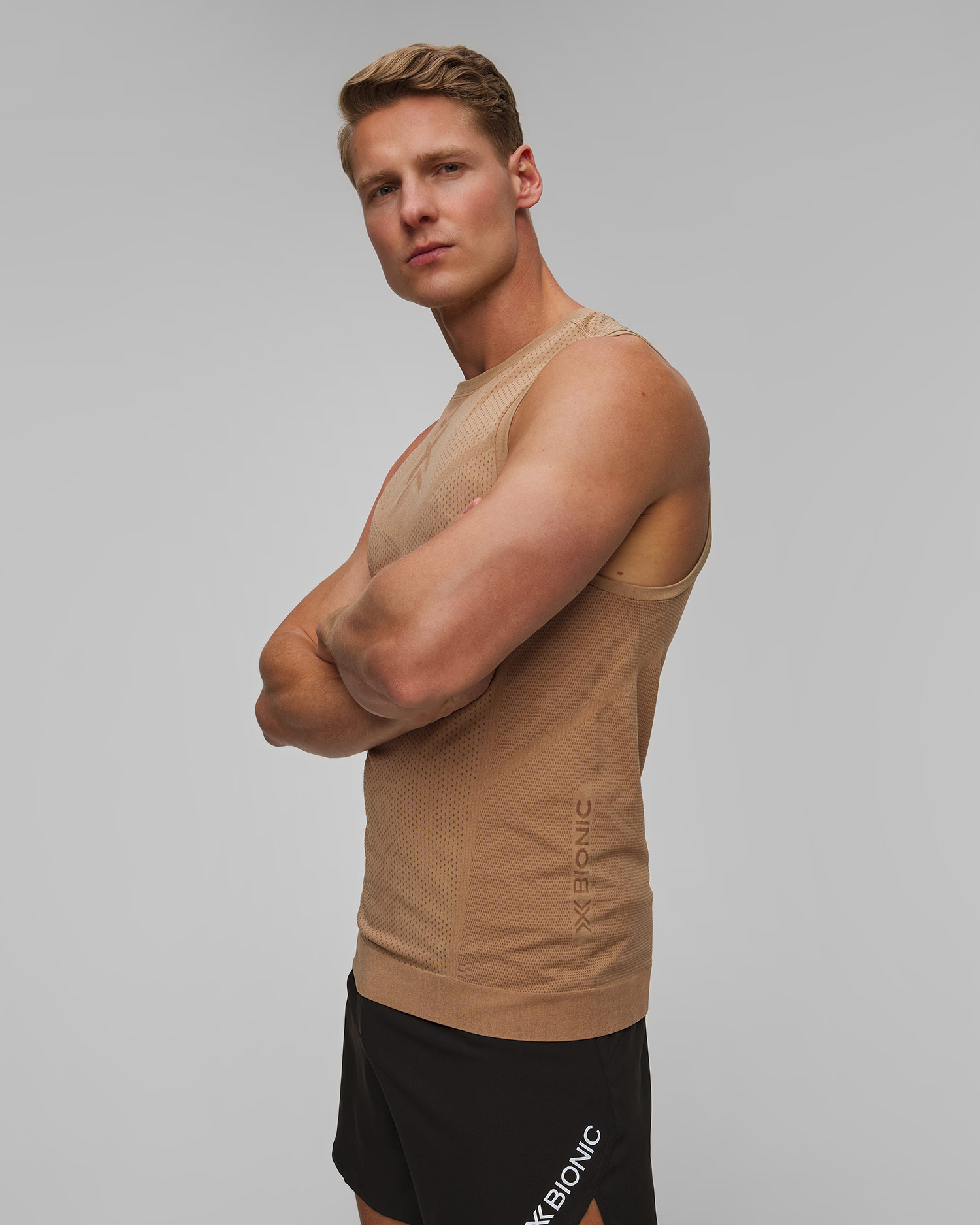 Singletă de alergare pentru bărbați X-Bionic Xceed Run Tank Top bej-maro