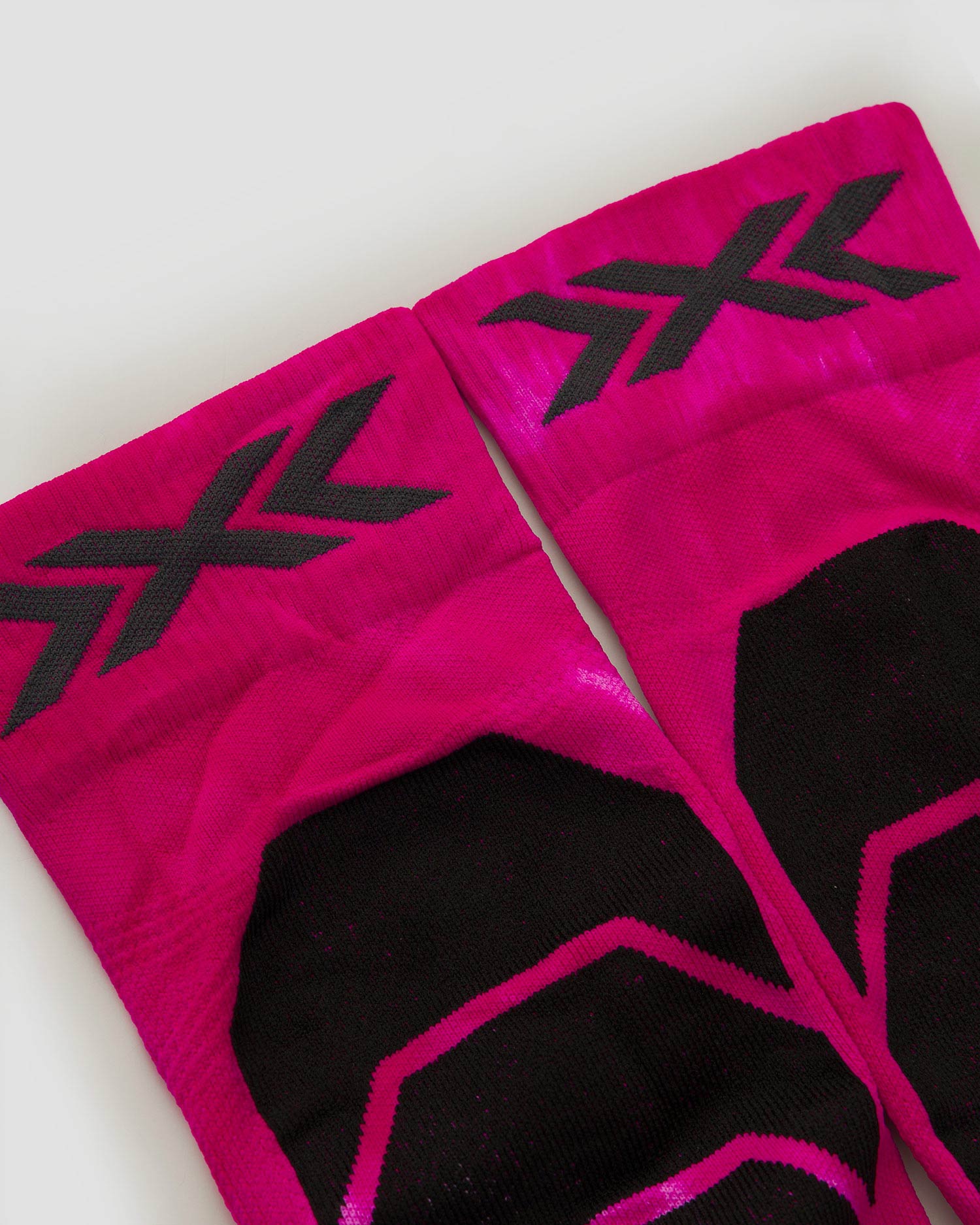 X-Socks Ski Expert Wild OTC Skisocken in Schwarz und Rosa
