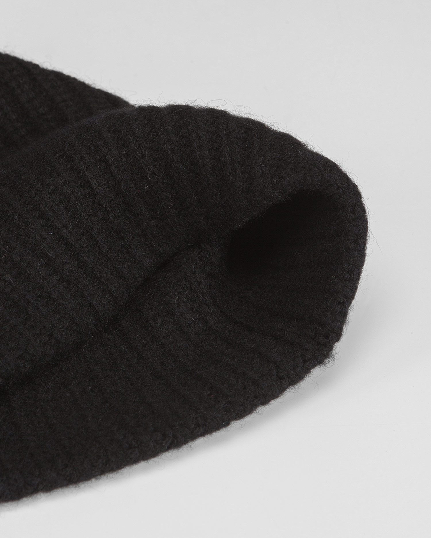 Zimná čiapka WILLIAM SHARP