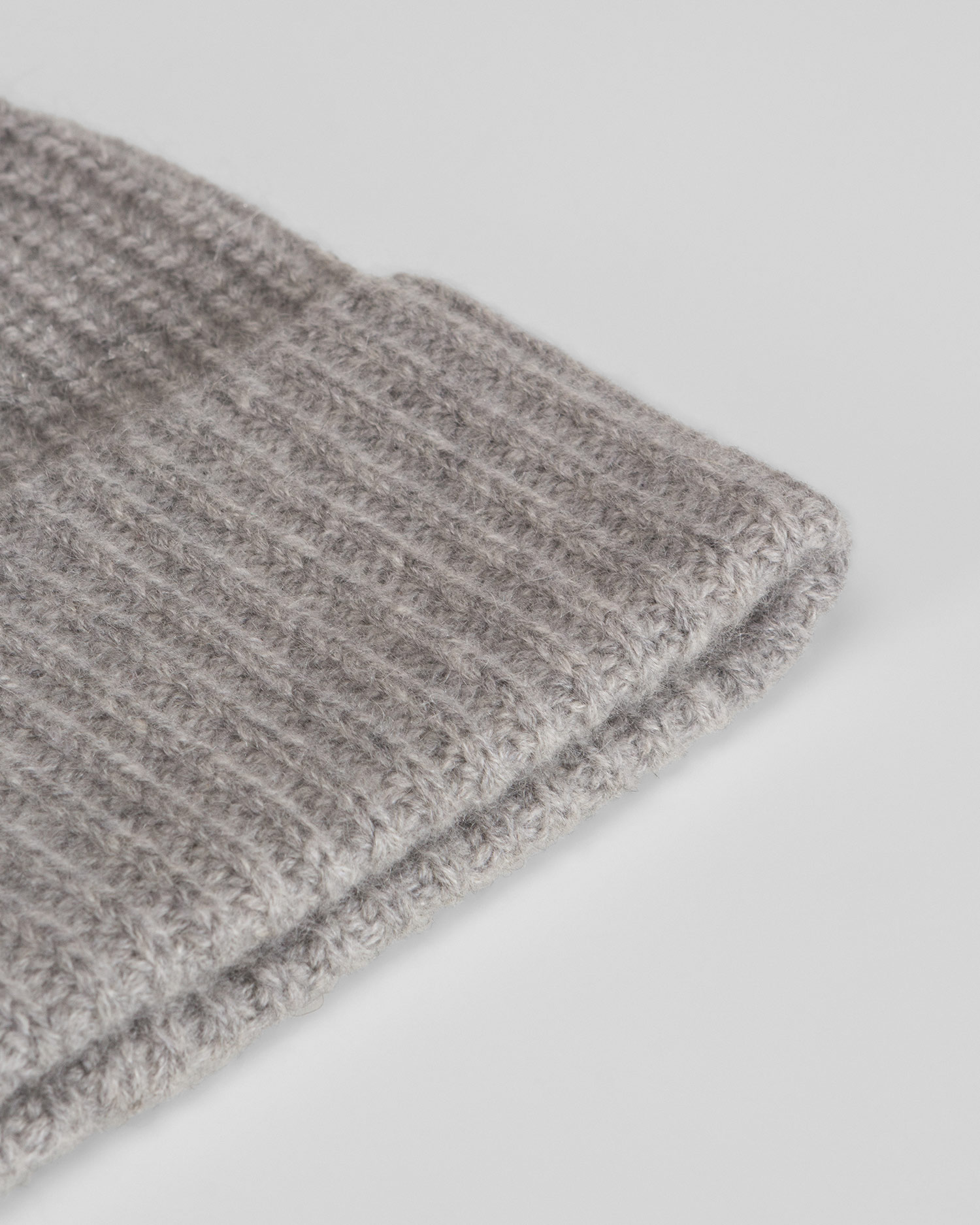 Bonnet en cachemire gris pour femmes William Sharp