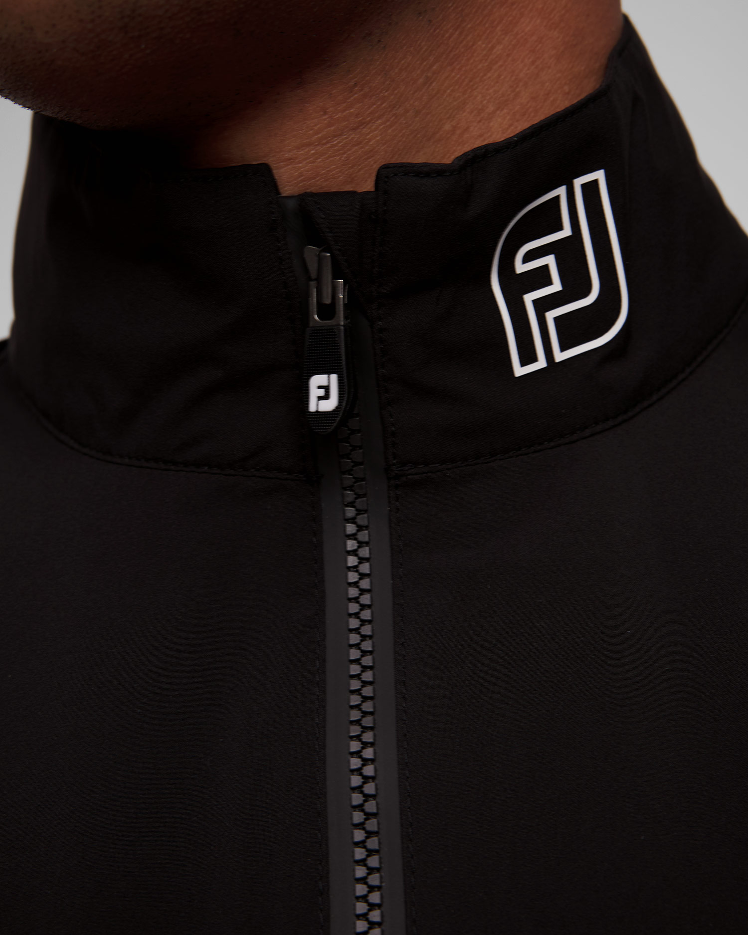 Czarna kurtka przeciwdeszczowa męska FootJoy Eu HydroLite X