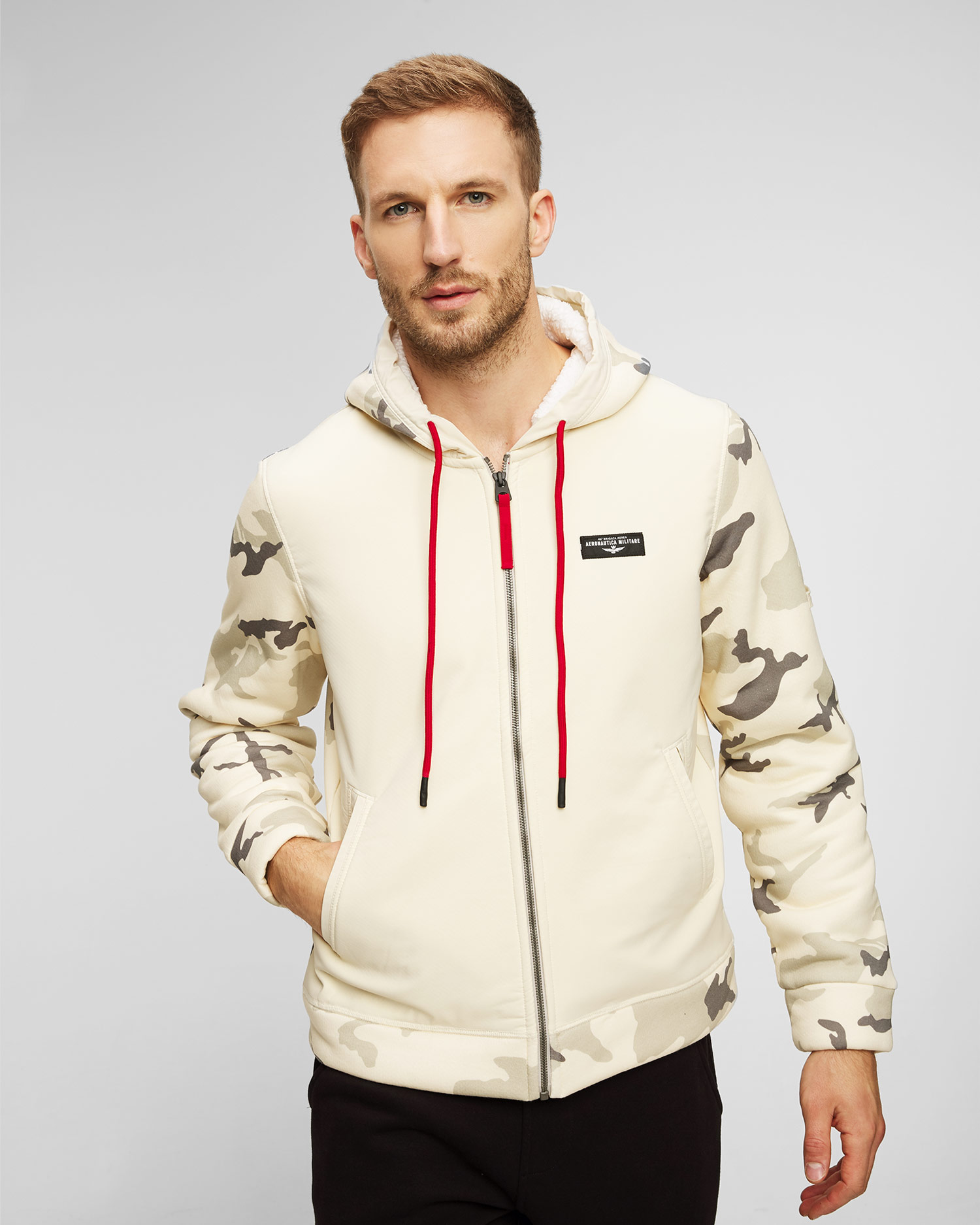Sweat à capuche beige pour hommes Aeronautica Militare