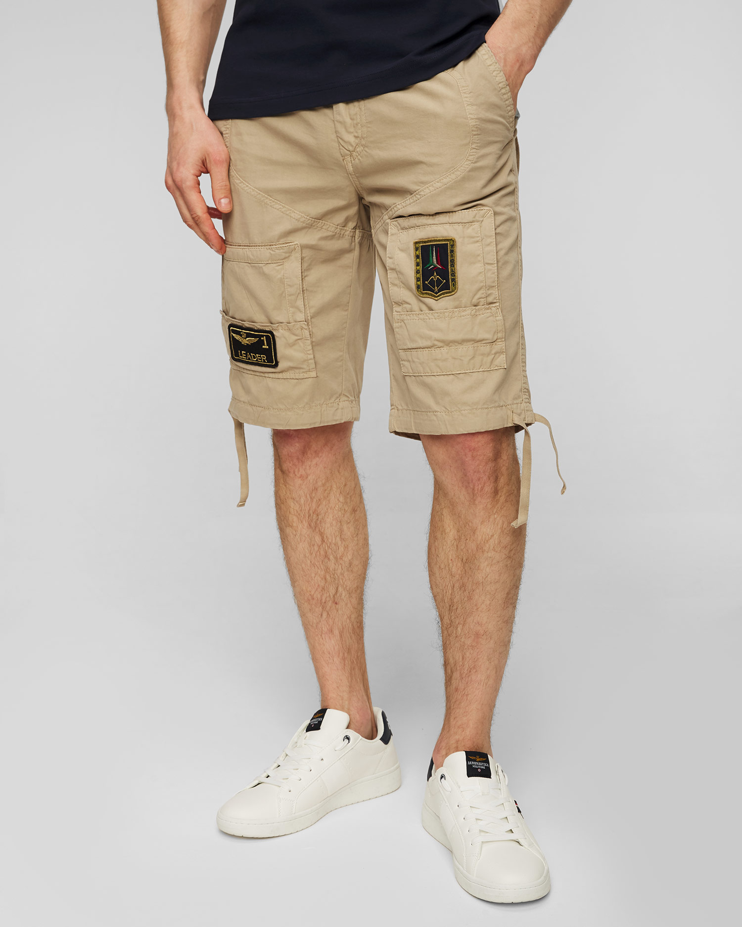 Pantaloni scurți cargo pentru bărbați Bej Aeronautica Militare