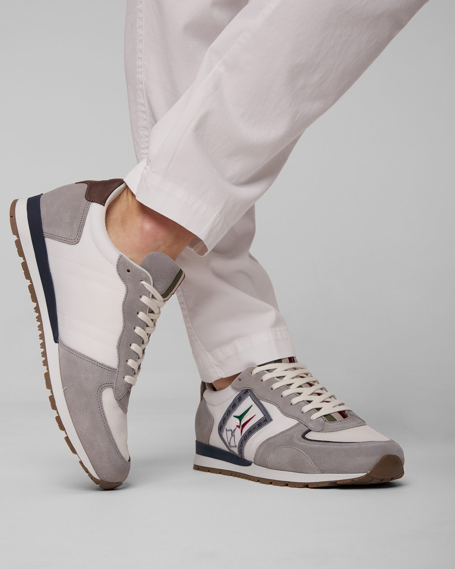 Scarpe bianche in pelle da uomo Aeronautica Militare