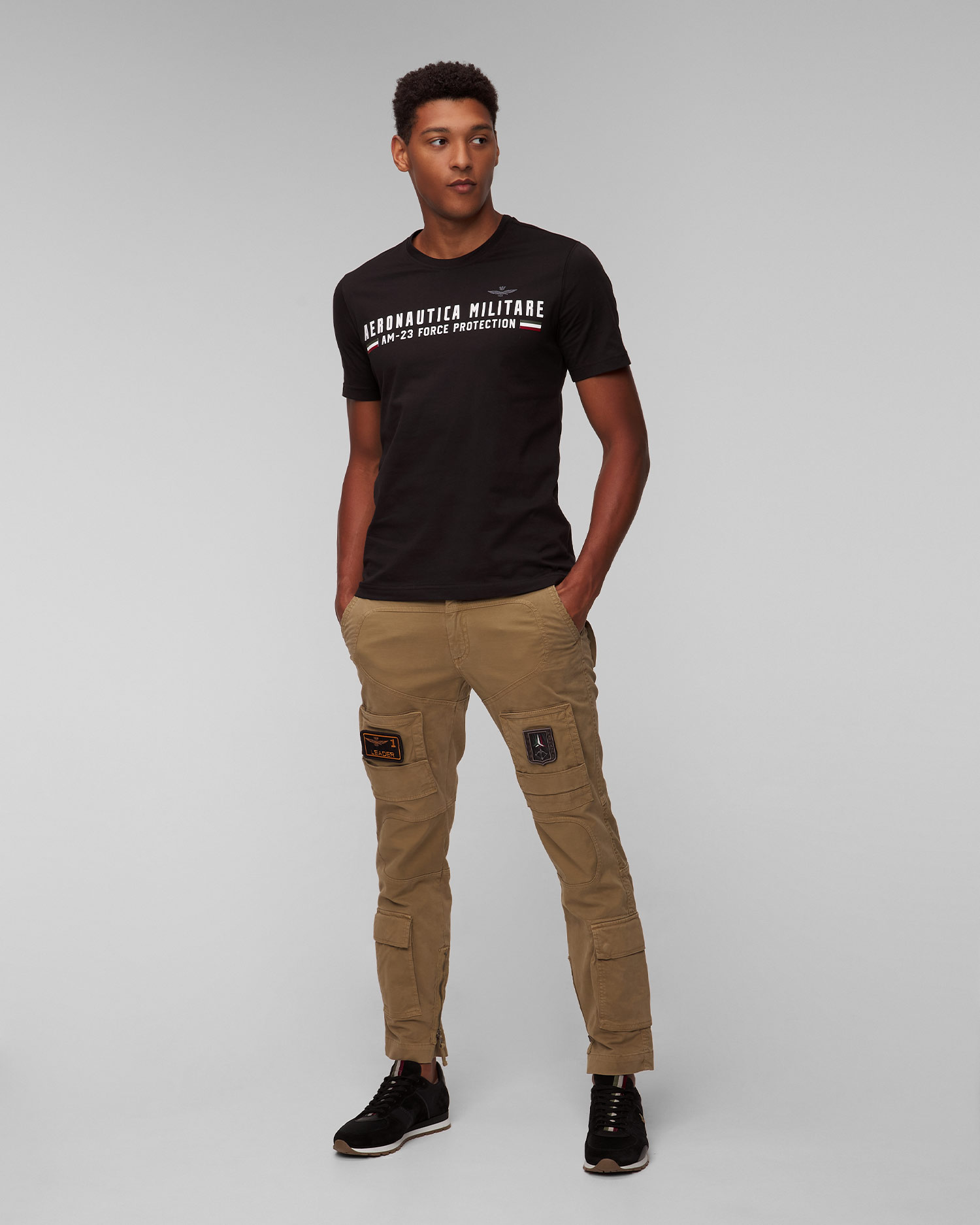 T-shirt noir pour hommes Aeronautica Militare 