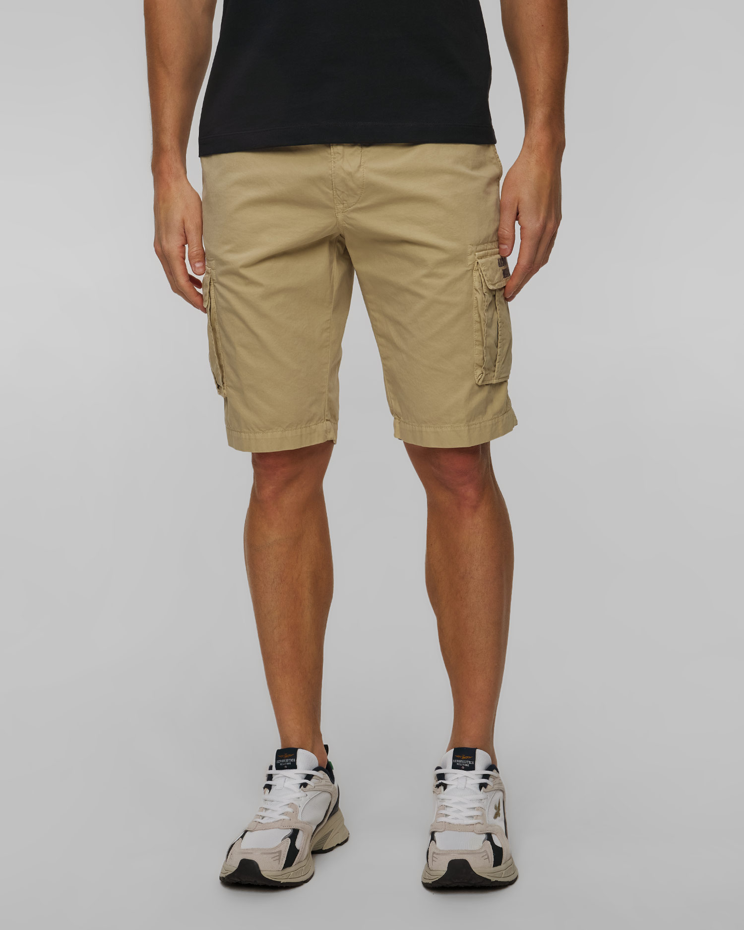 Aeronautica Militare Cargoshorts für Herren in Beige