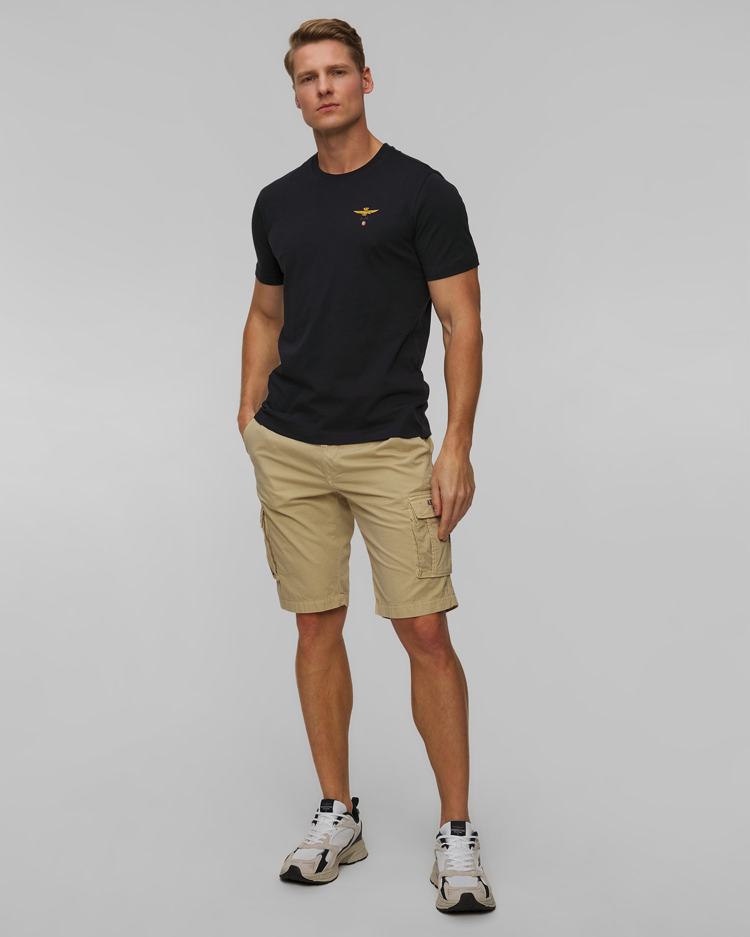 Aeronautica Militare Cargoshorts für Herren in Beige