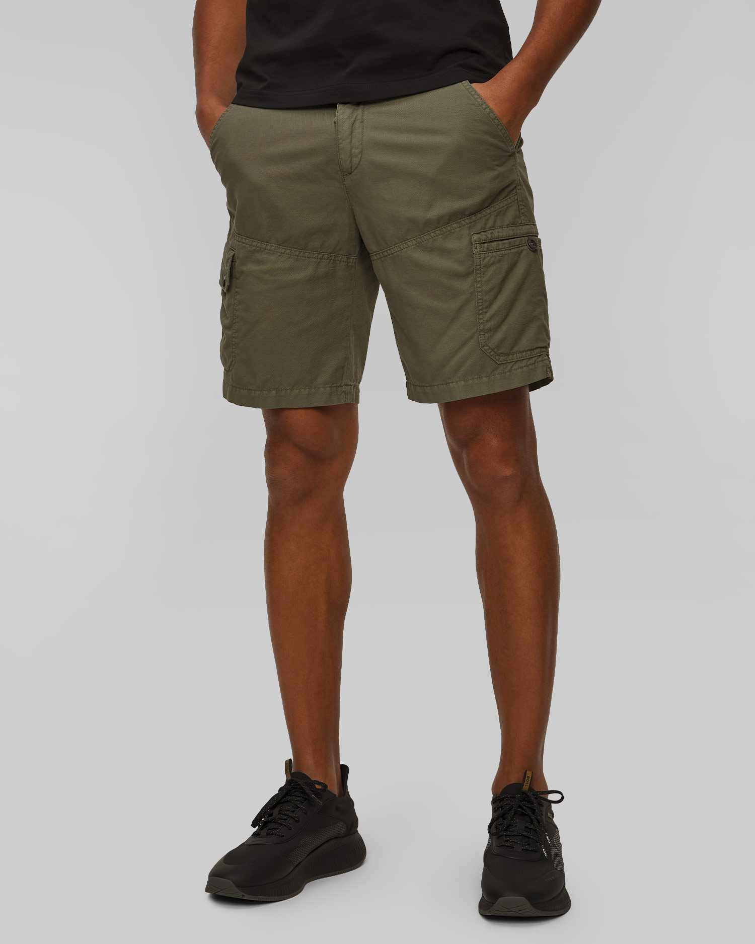 Aeronautica Militare Leinenshorts für Herren in Grün