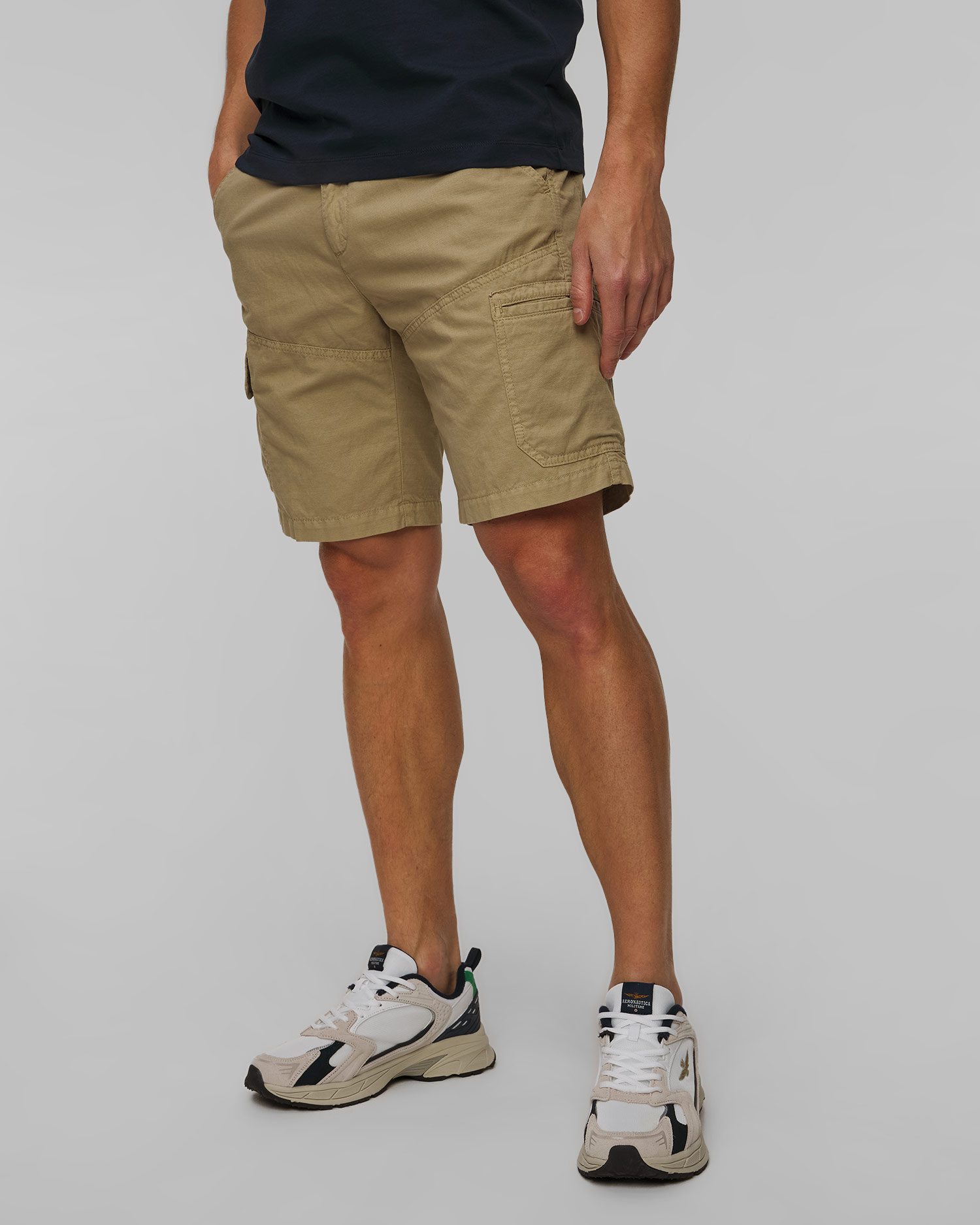 Pánské lněné šortky Aeronautica Militare v Béžovém Barevném Provedení