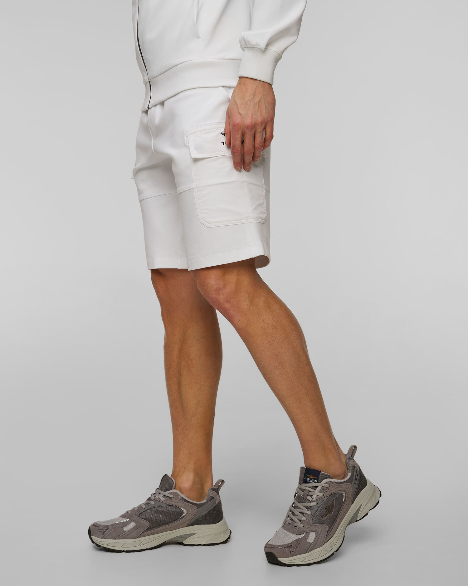 Pánske biele teplákové kraťasy Aeronautica Militare