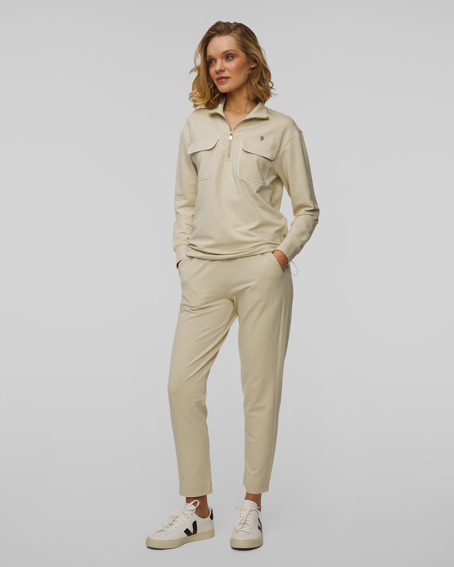 Women's beige sweatshirt Aeronautica Militare