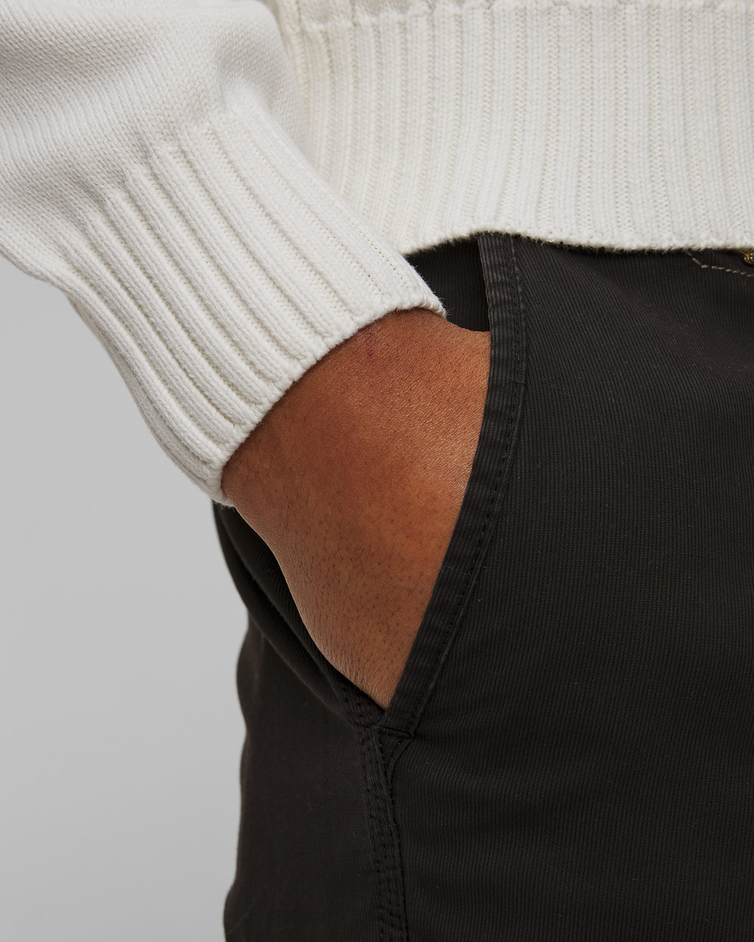 Men's black trousers Aeronautica Militare