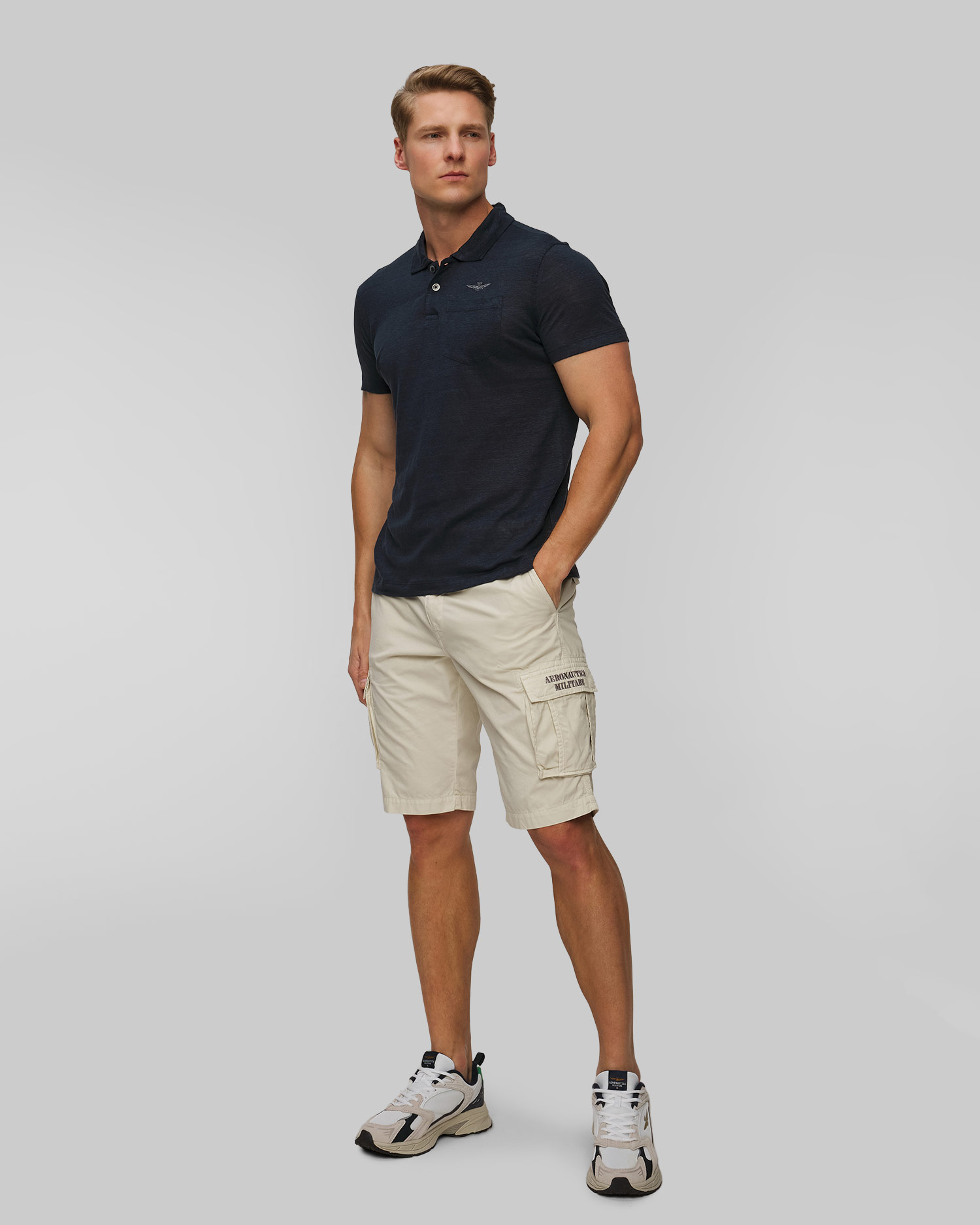 Tmavě modrá pánská lněná polokošile Aeronautica Militare