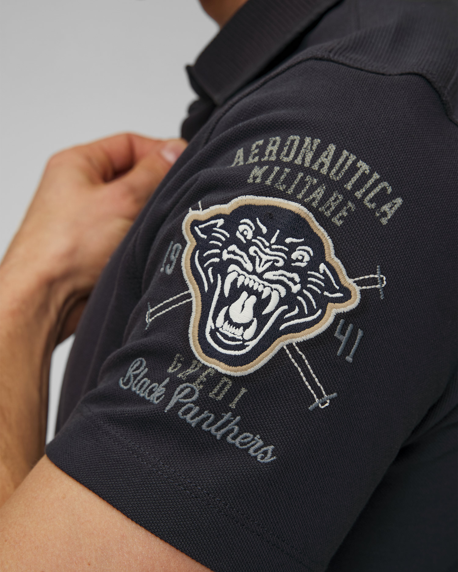 Granatowe polo męskie Aeronautica Militare