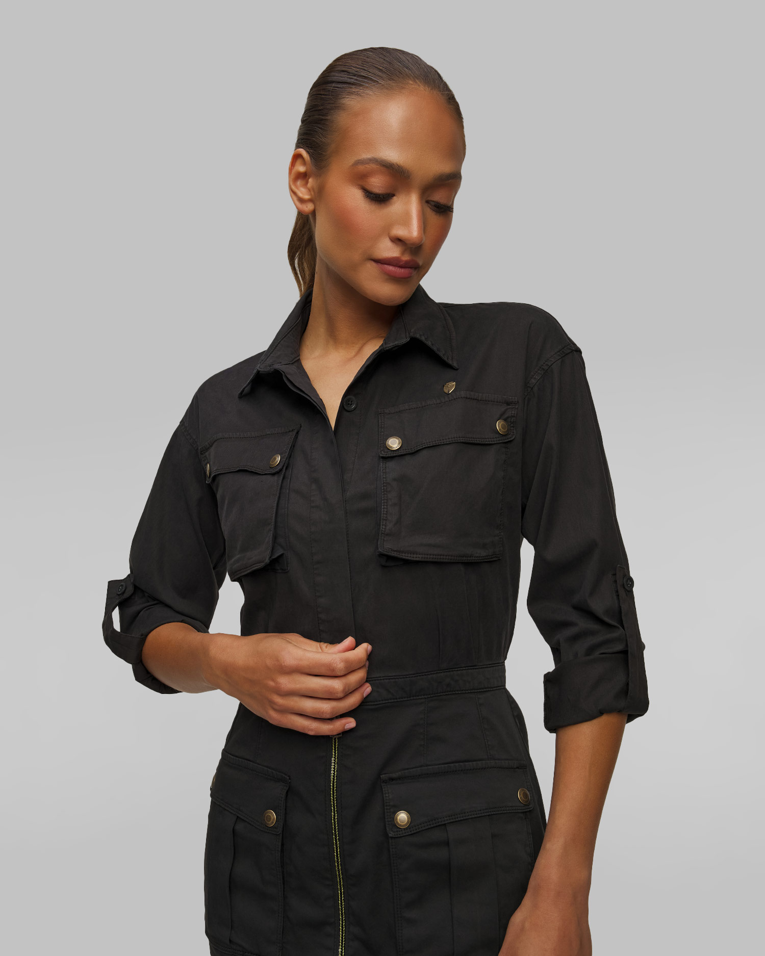 Aeronautica Militare figurbetontes Damenkleid in Schwarz