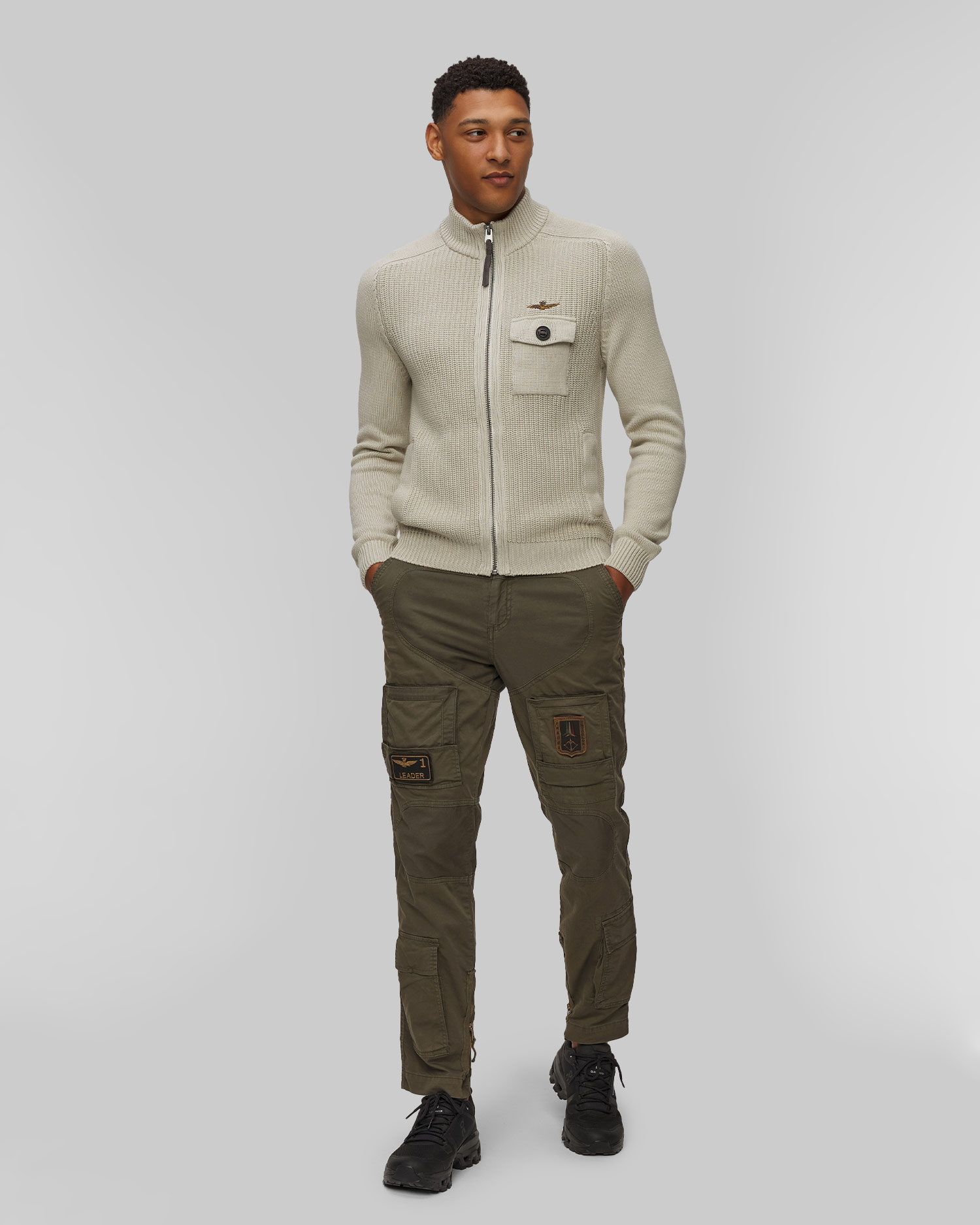 Maglione grigio da uomo Aeronautica Militare