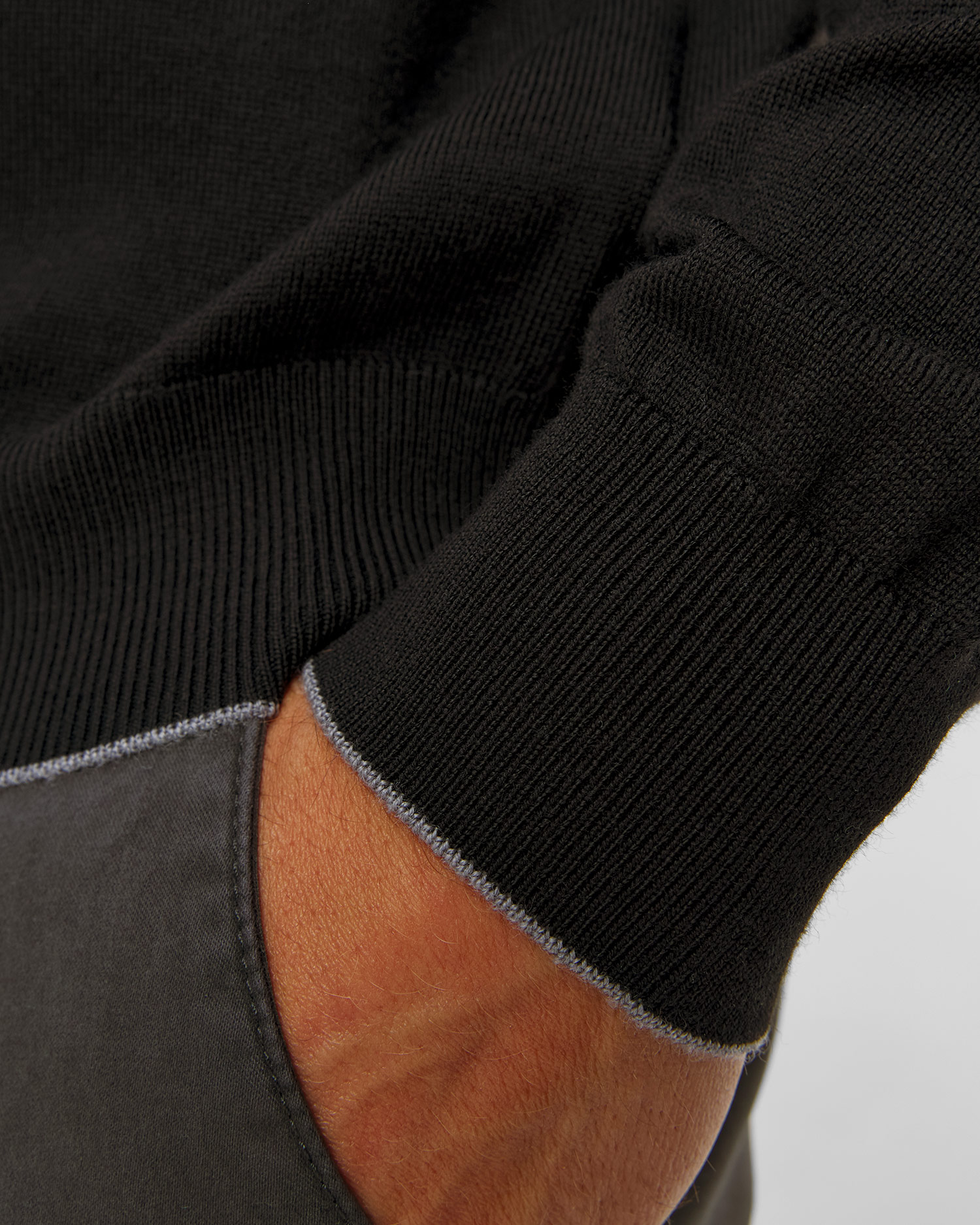 Aeronautica Militare Herren-Wollpullover in Schwarz