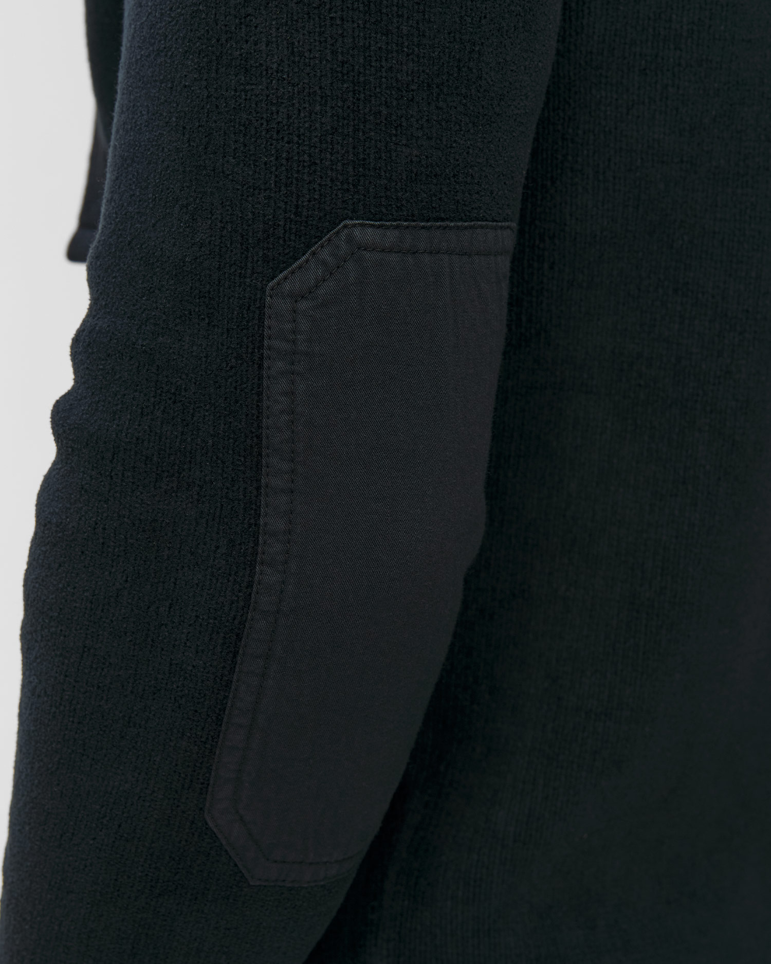 Granatowy sweter męski Aeronautica Militare