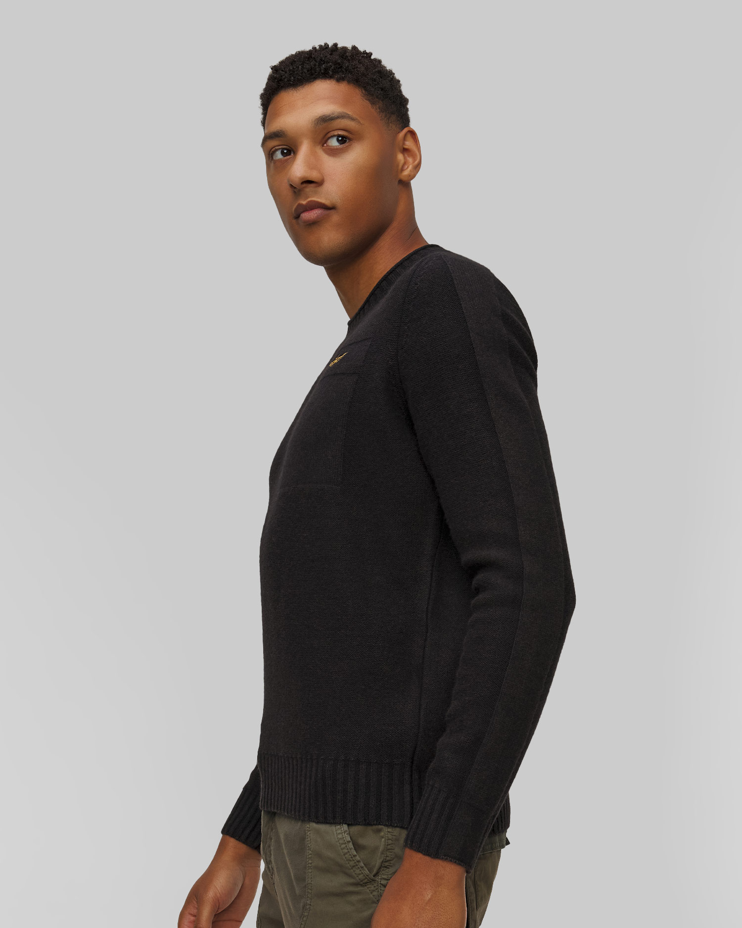Maglione nero in lana da uomo Aeronautica Militare