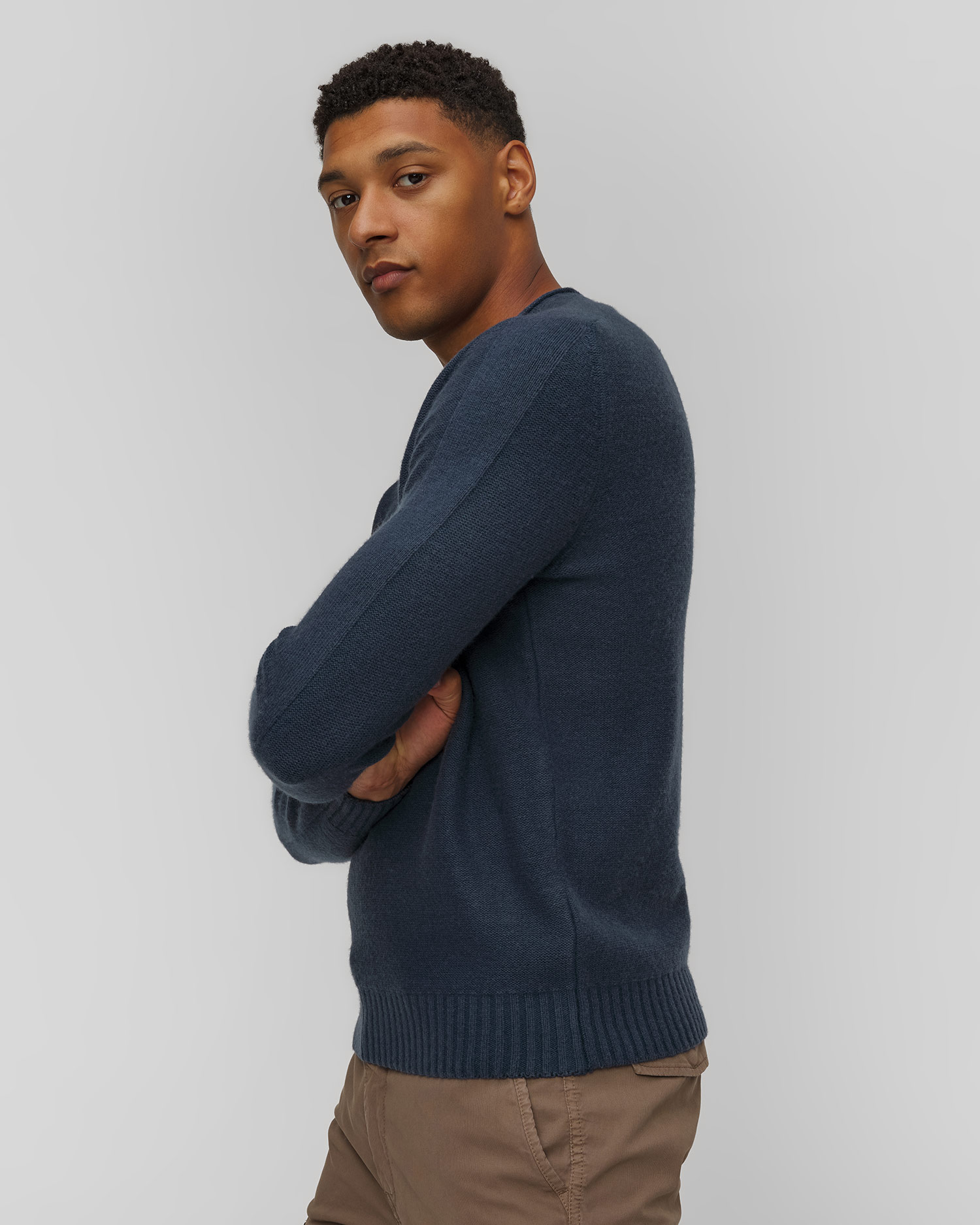 Maglione blu scuro in lana da uomo Aeronautica Militare