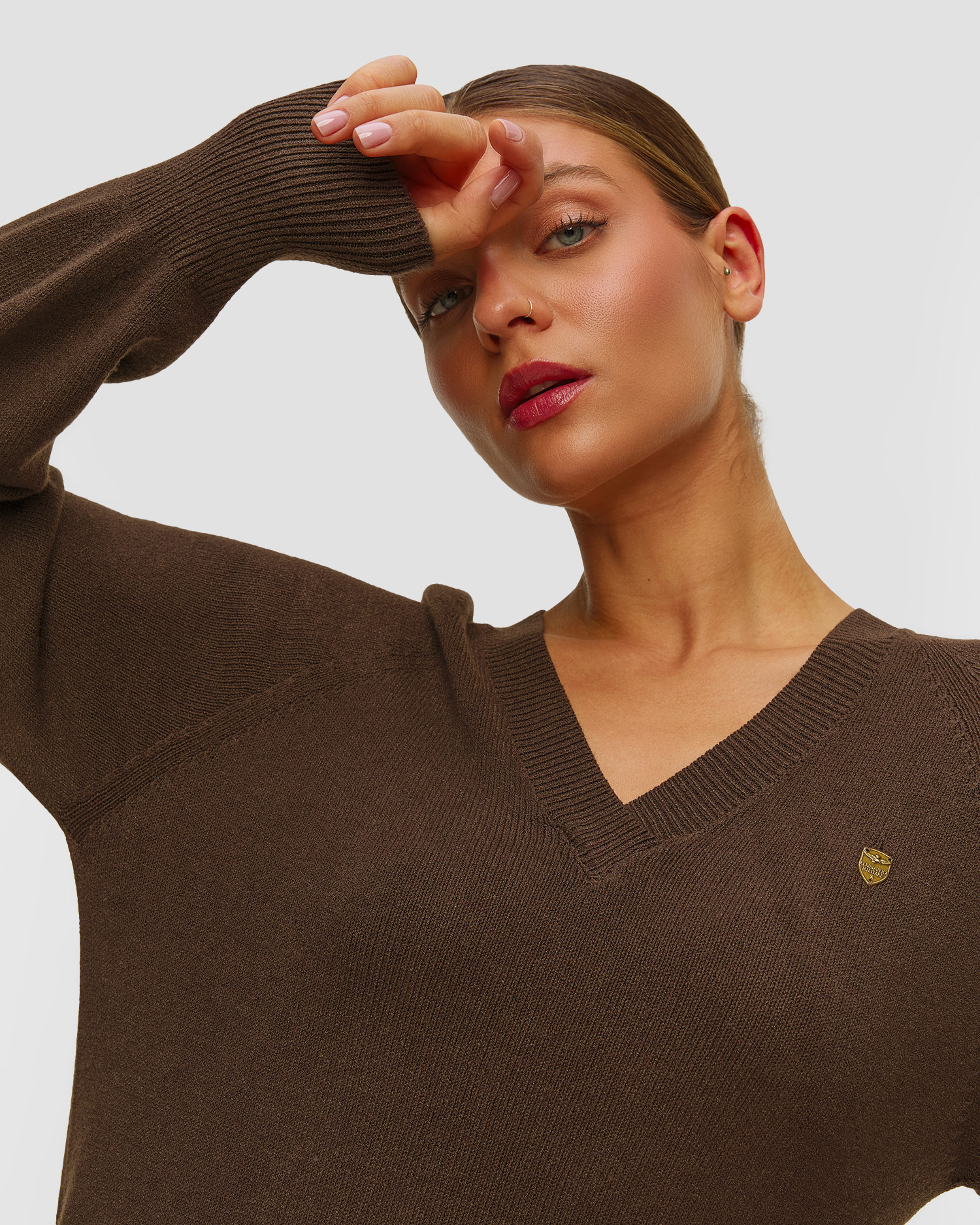 Brązowy sweter damski Aeronautica Militare
