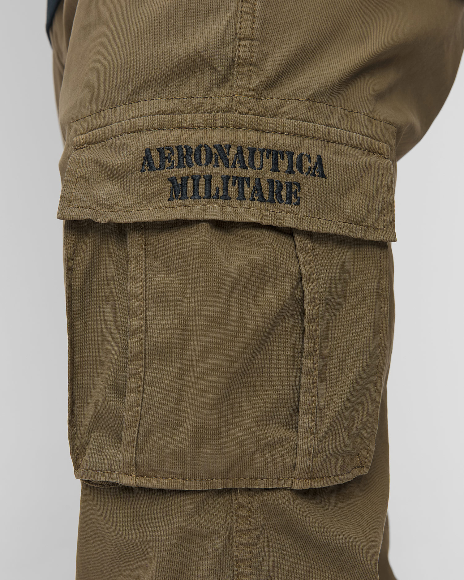 Pánske zelené nohavice cargo Aeronautica Militare