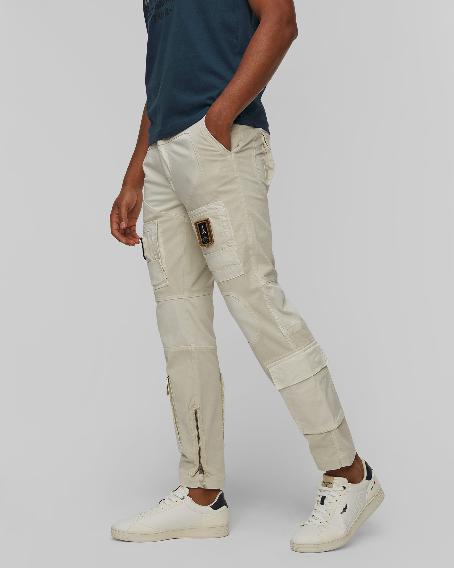 Pánské kapsáčové kalhoty Aeronautica Militare