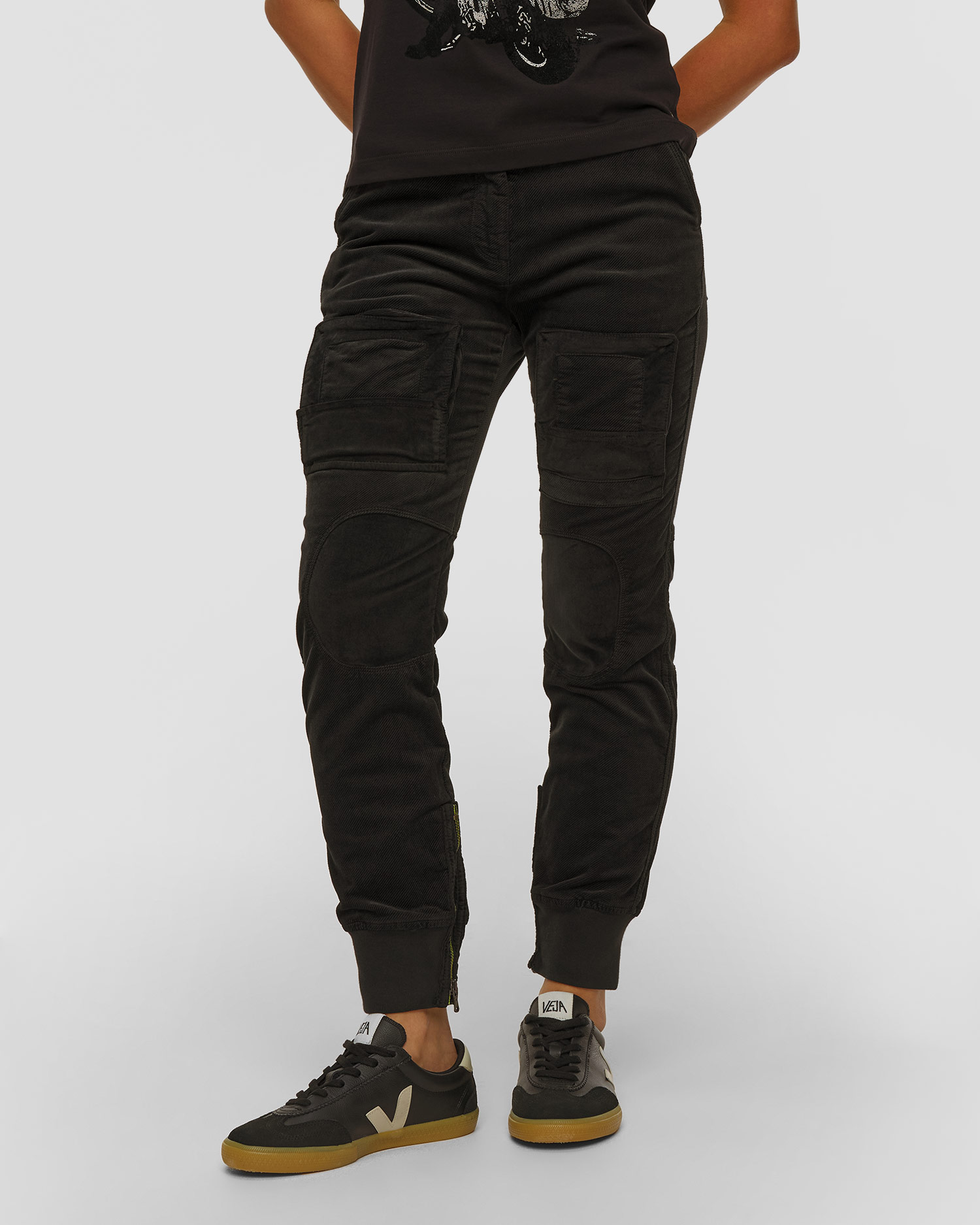 Dámské černé kapsáčové kalhoty Aeronautica Militare