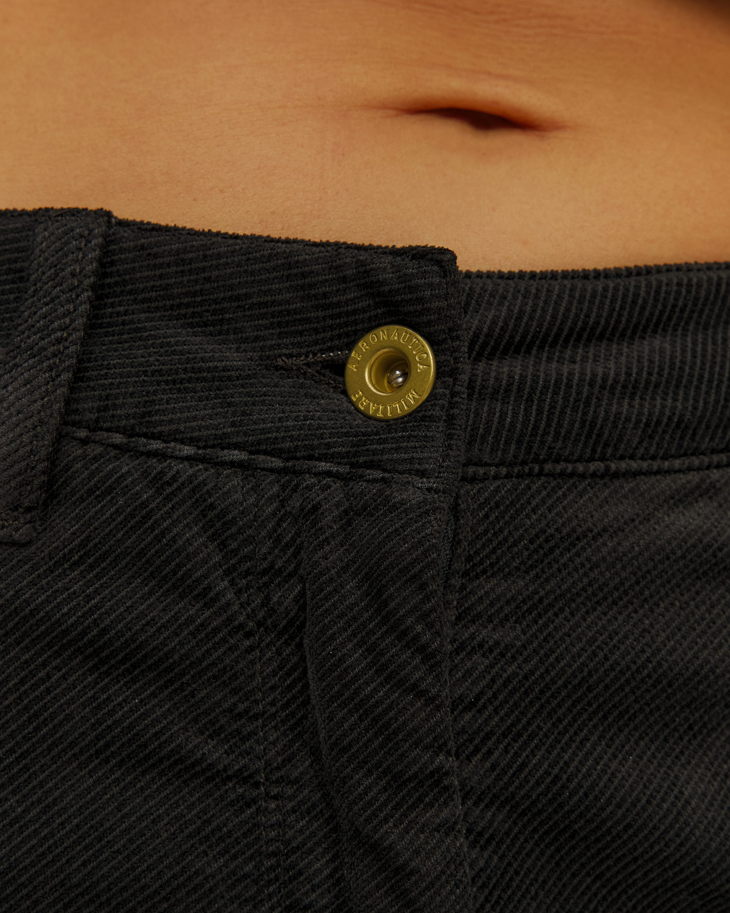 Dámské černé kapsáčové kalhoty Aeronautica Militare