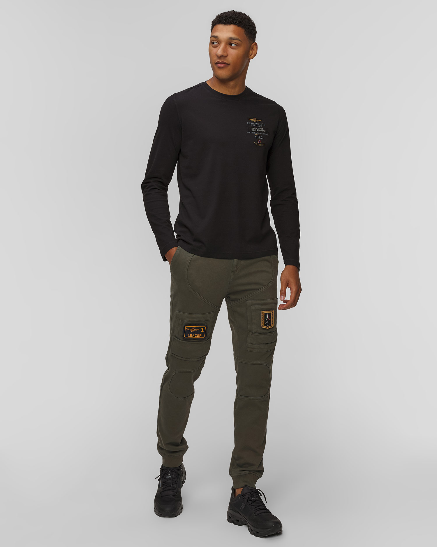 Zelené pánské kapsáčové tepláky Aeronautica Militare