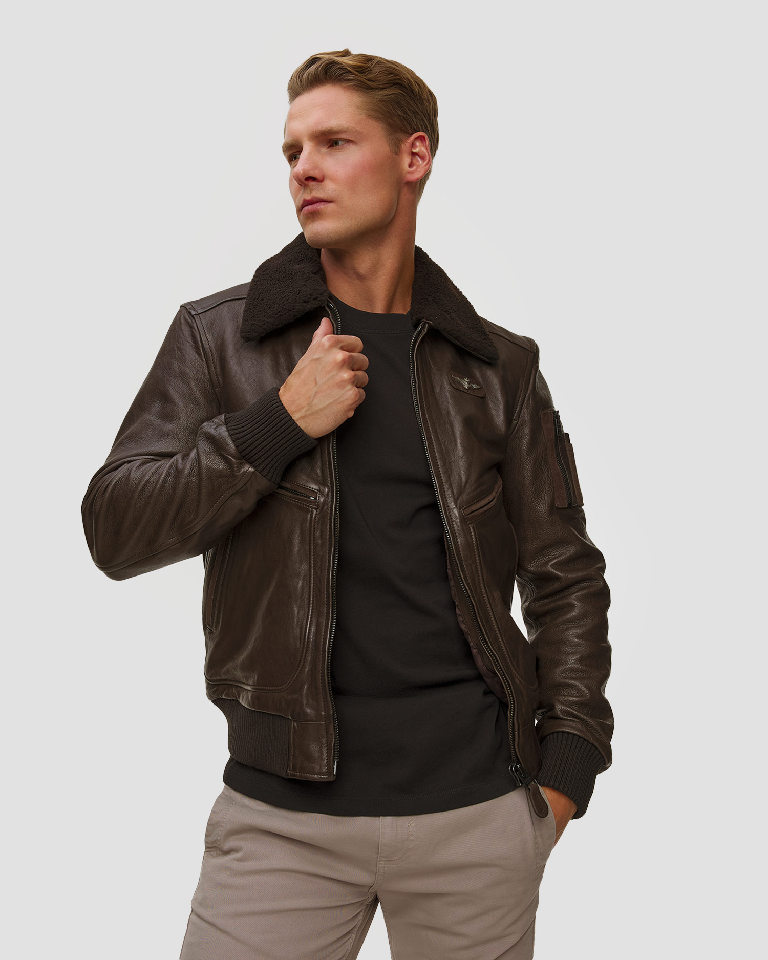 Brązowa kurtka skórzana męska Aeronautica Militare