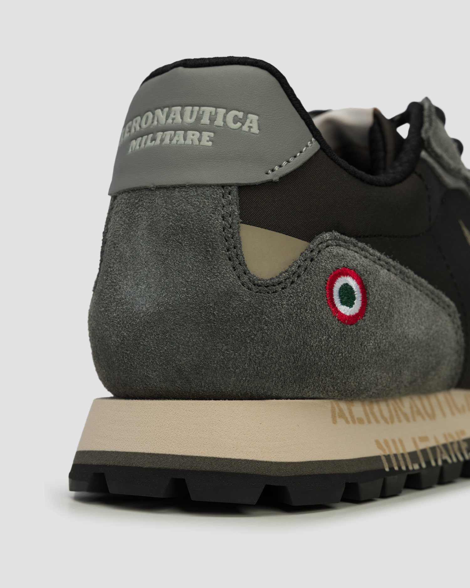 Sneakersy skórzane męskie Aeronautica Militare