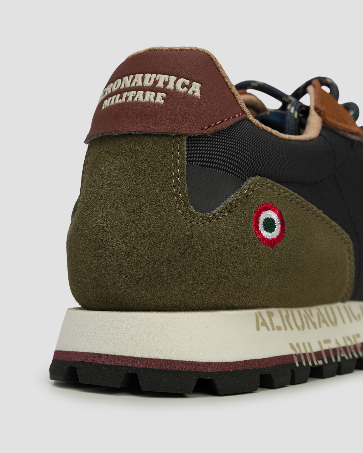 Sneakersy skórzane męskie Aeronautica Militare