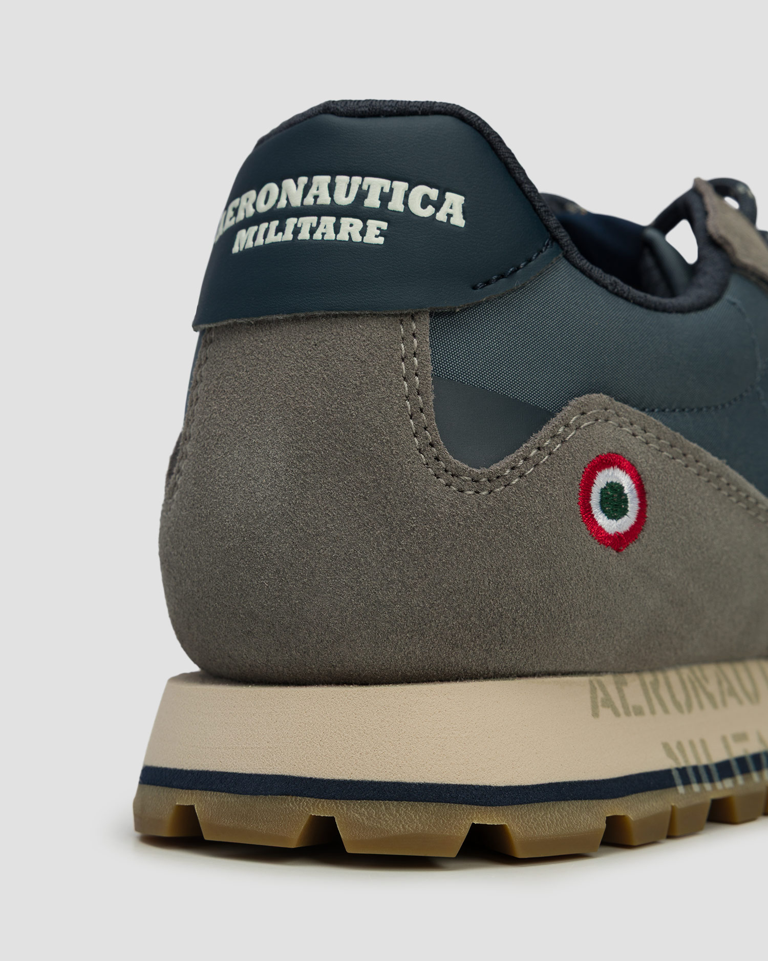 Men's leather sneakers Aeronautica Militare