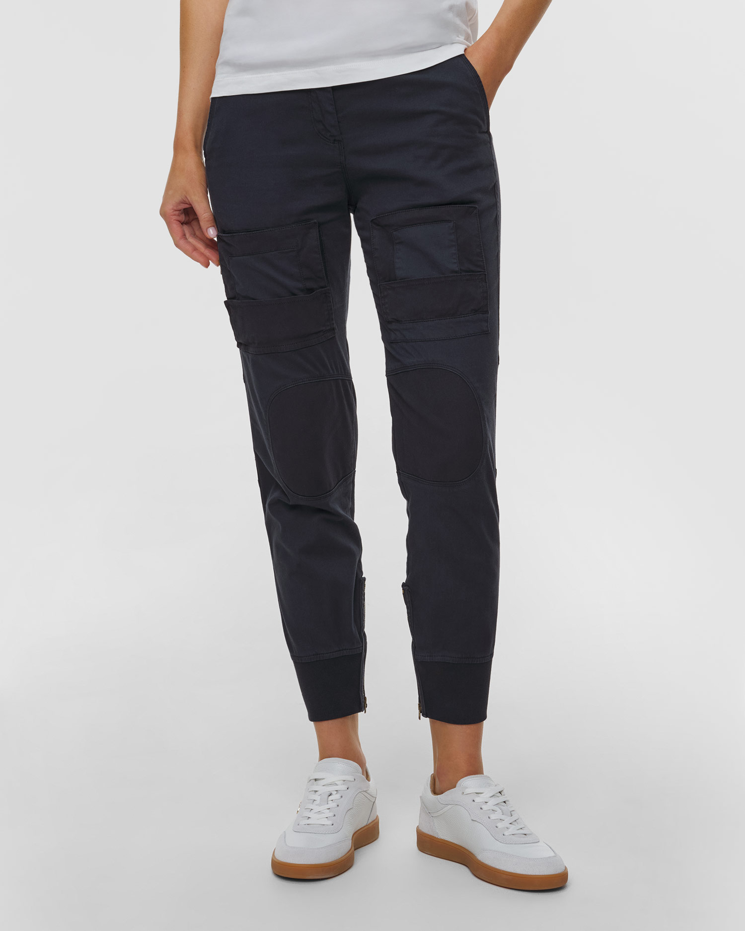 Pantaloni cargo da donna Aeronautica Militare, Colore/Disegno: Granatowy