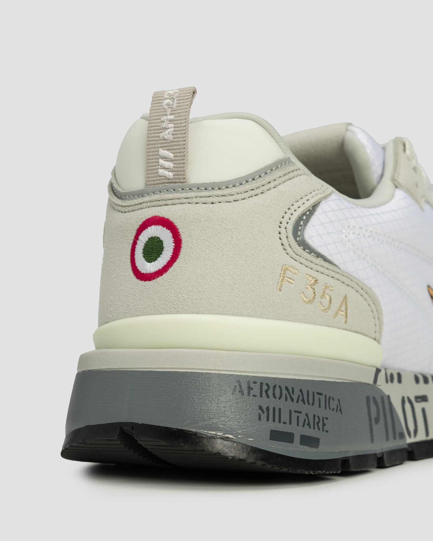 Adidași pentru bărbați Aeronautica Militare