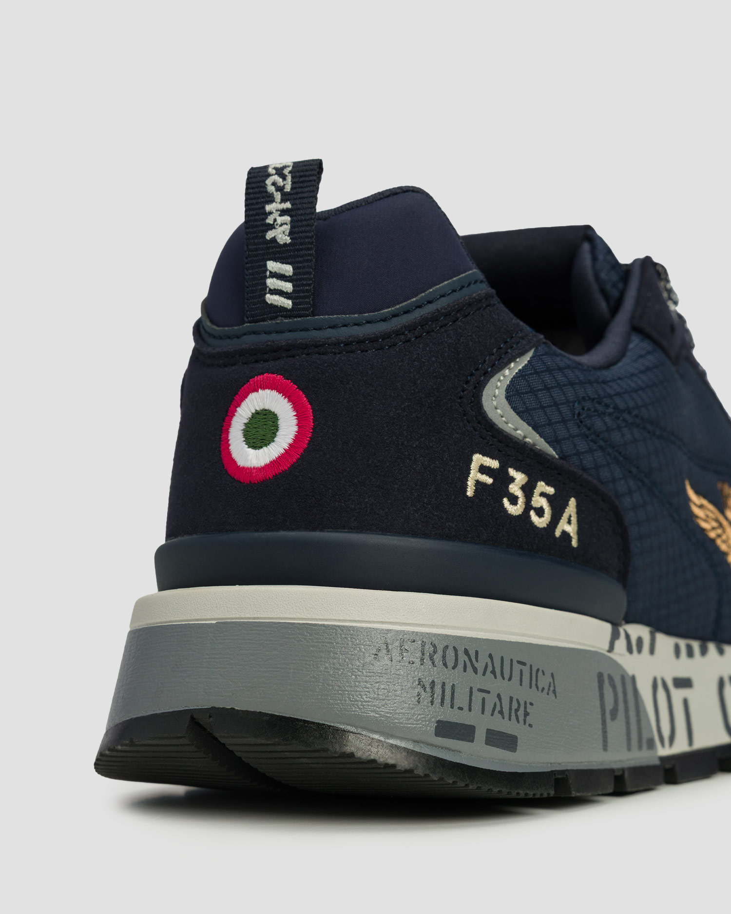 Adidași pentru bărbați Aeronautica Militare