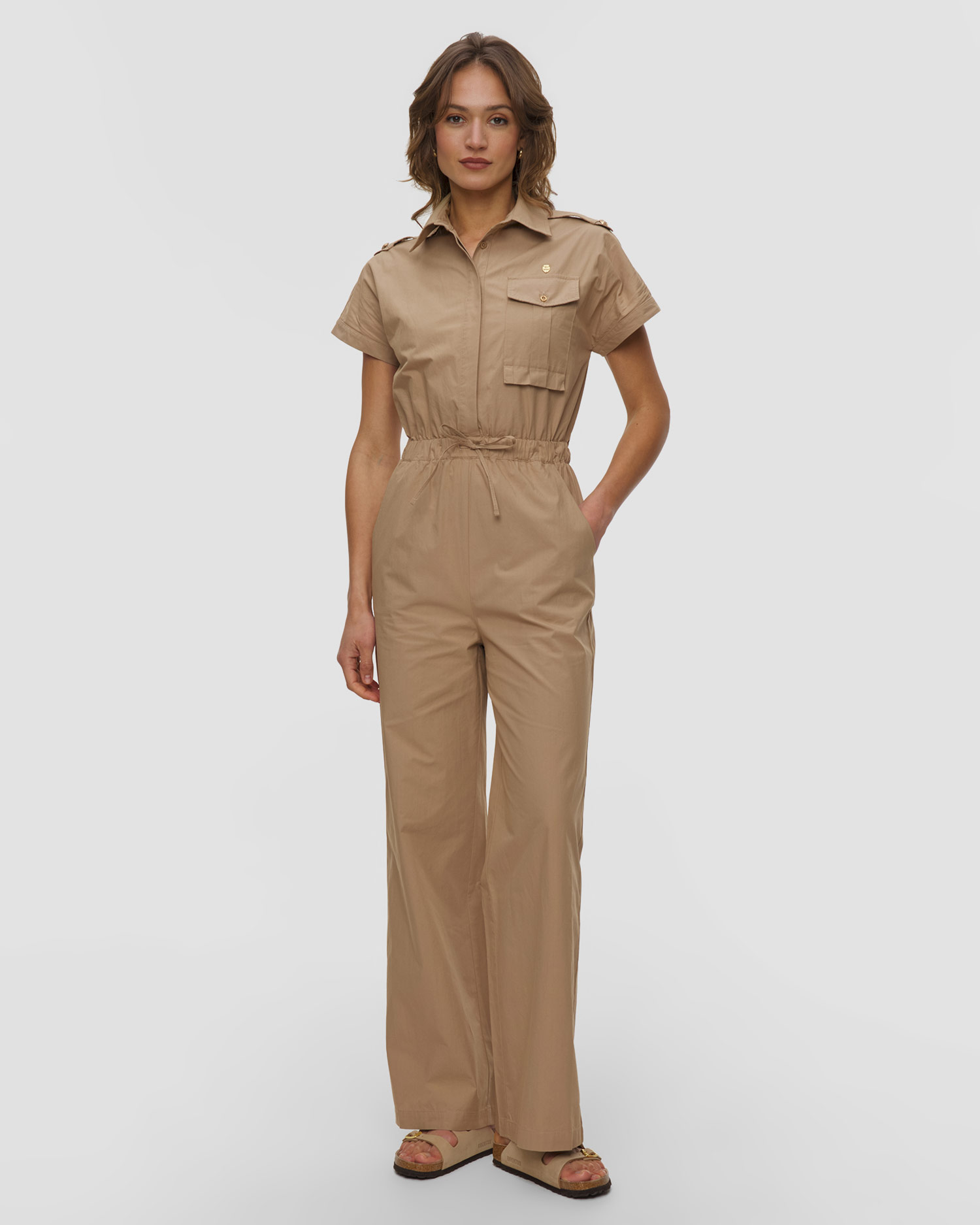 Tuta da donna Aeronautica Militare, Colore/Disegno: Beżowy
